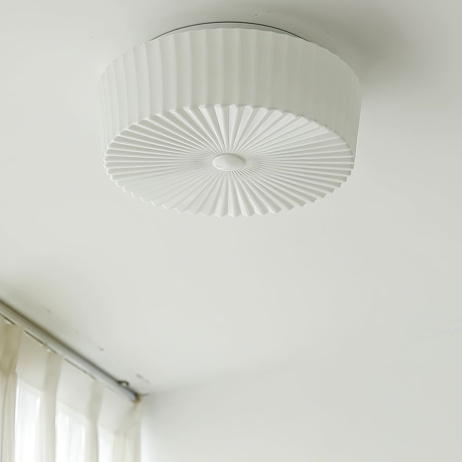 WOW Lume Glass Ceiling Light