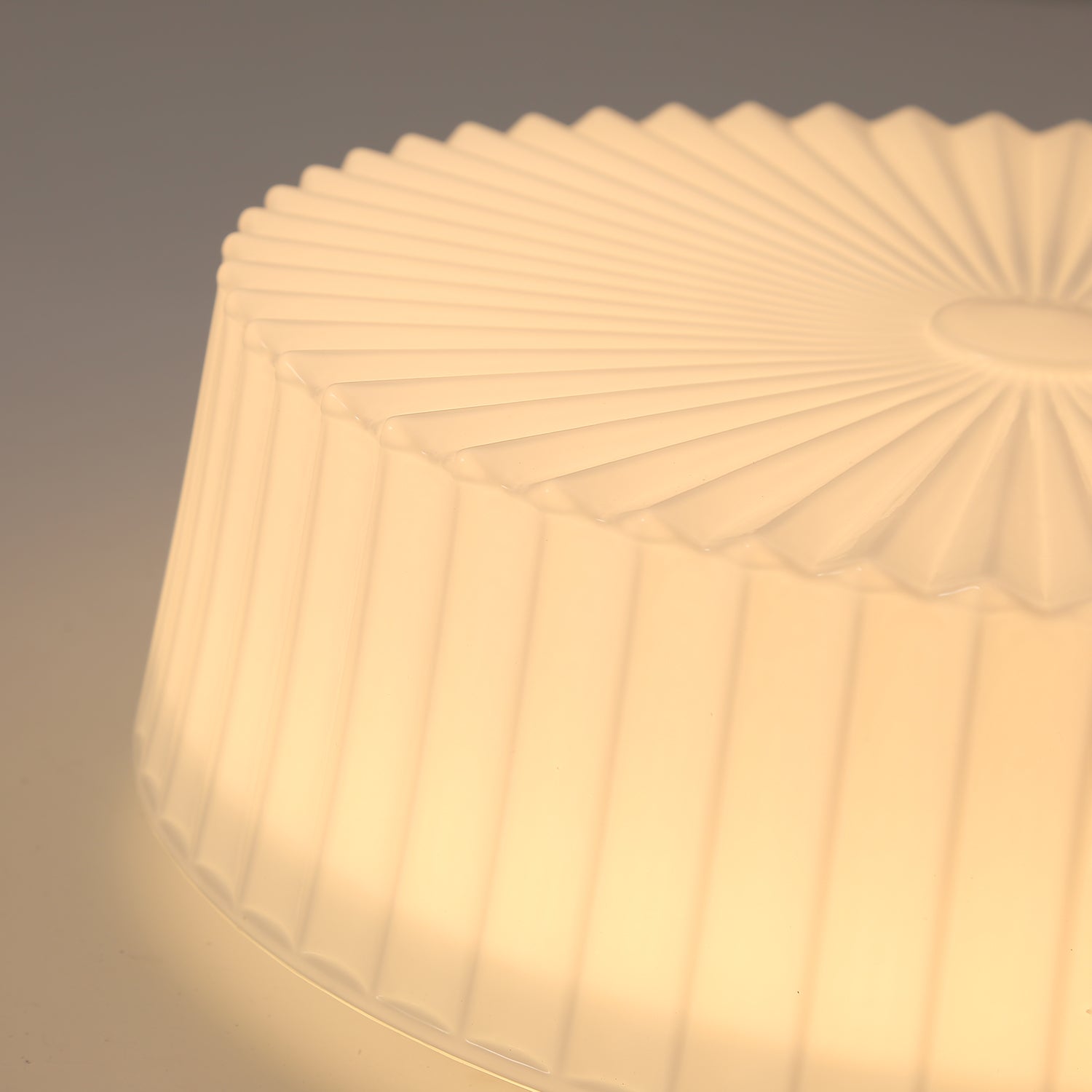 WOW Lume Glass Ceiling Light