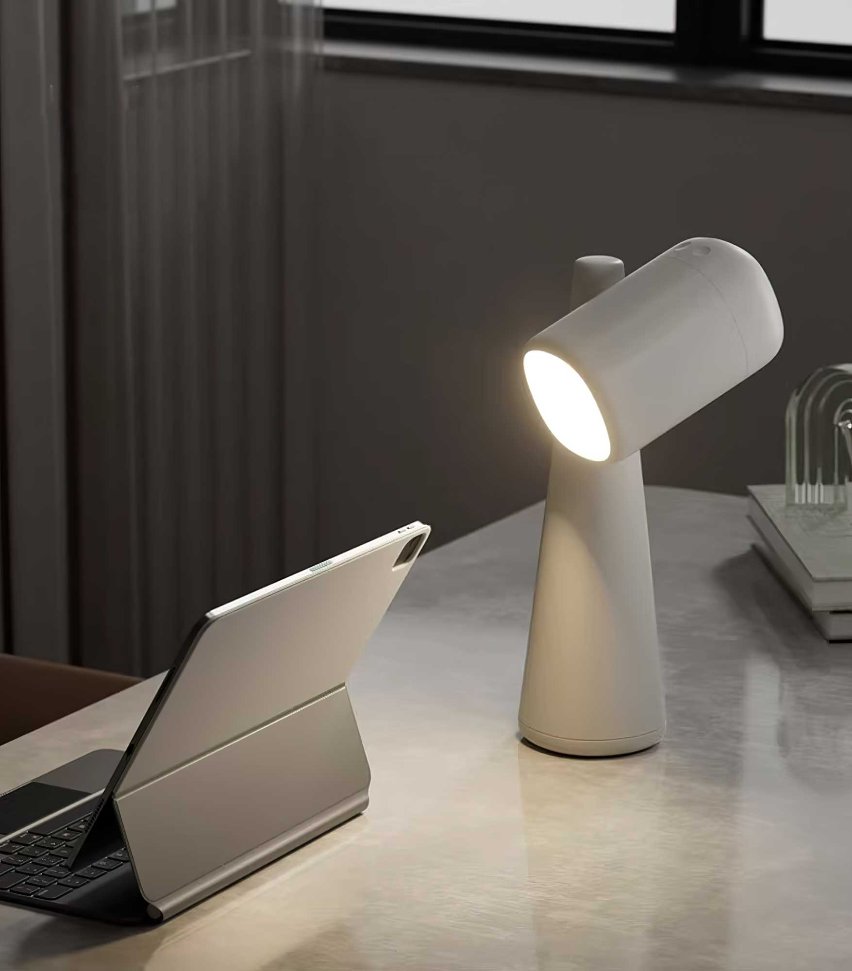 WOW Lumenova Table Light