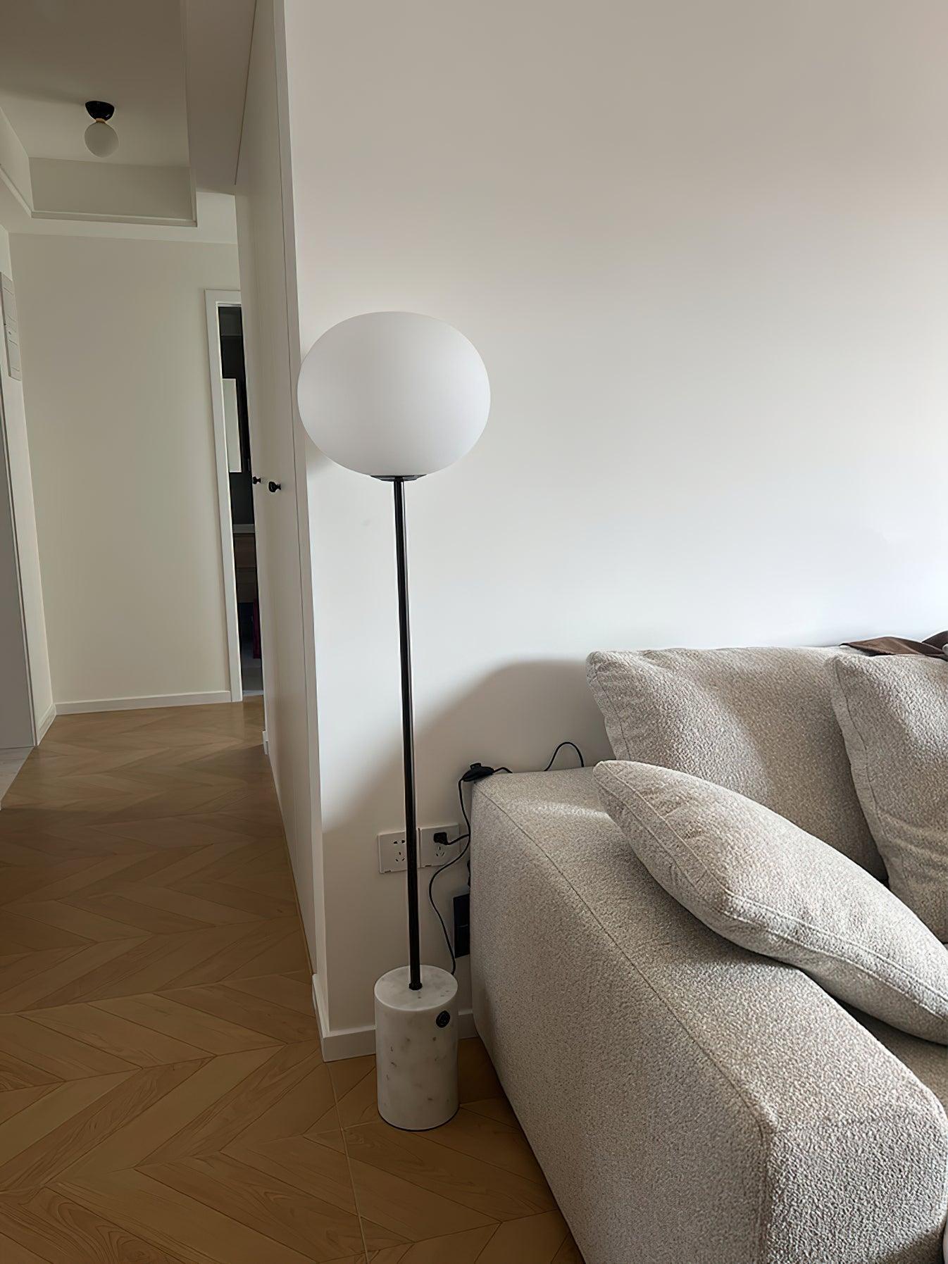 WOW Jwda Floor Lamp