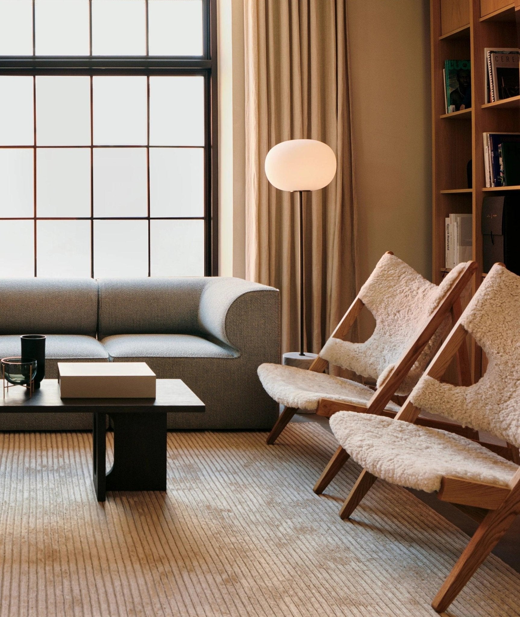 WOW Jwda Floor Lamp