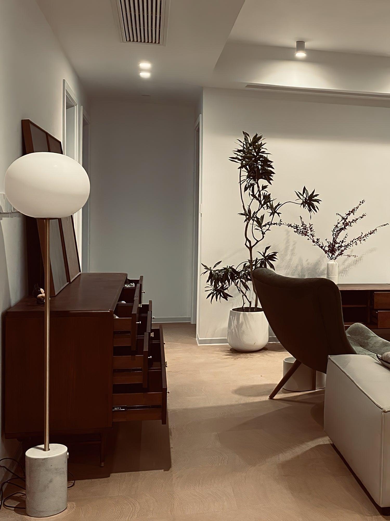 WOW Jwda Floor Lamp
