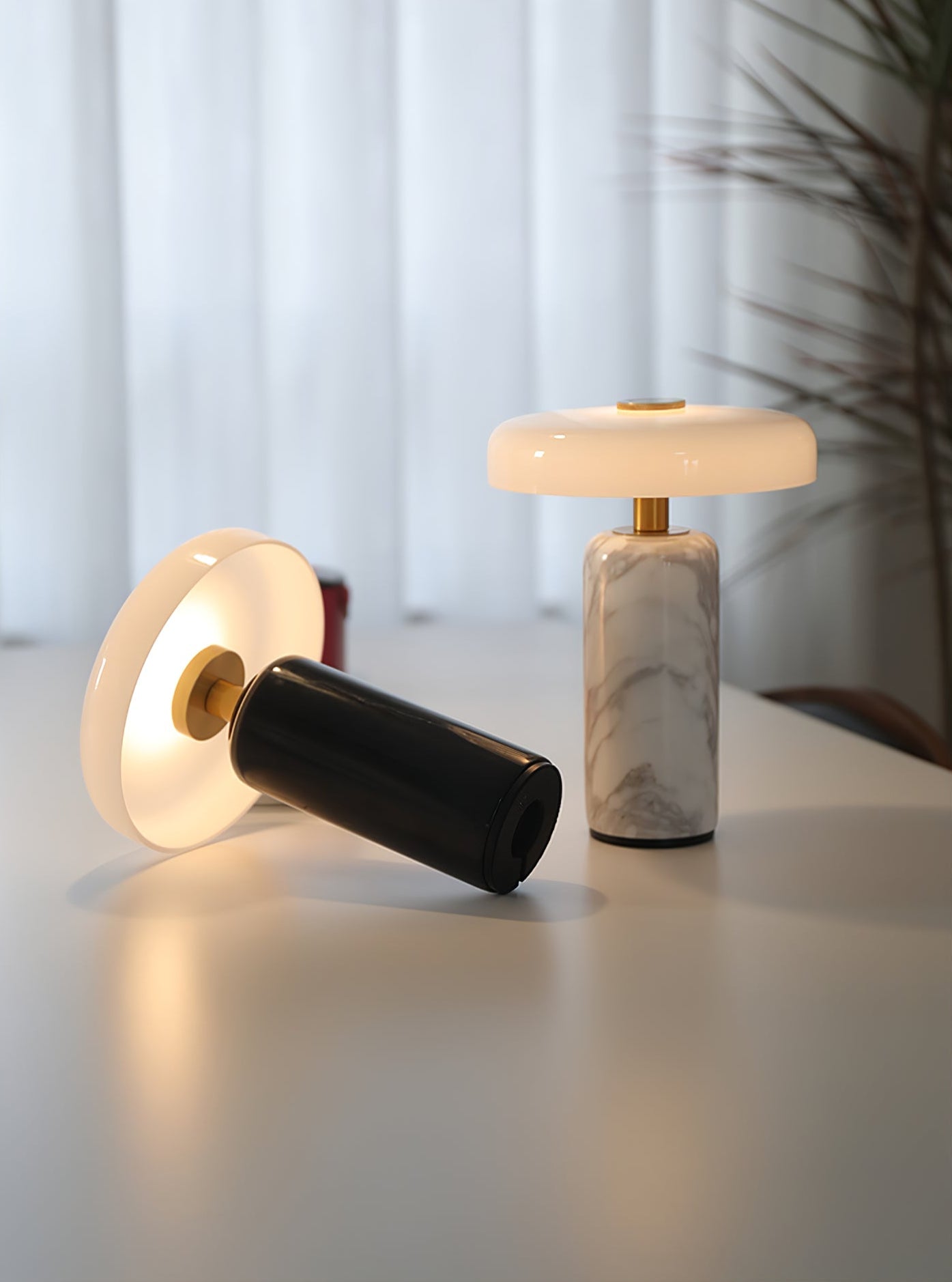 WOW Lunara Marble Table Lamp