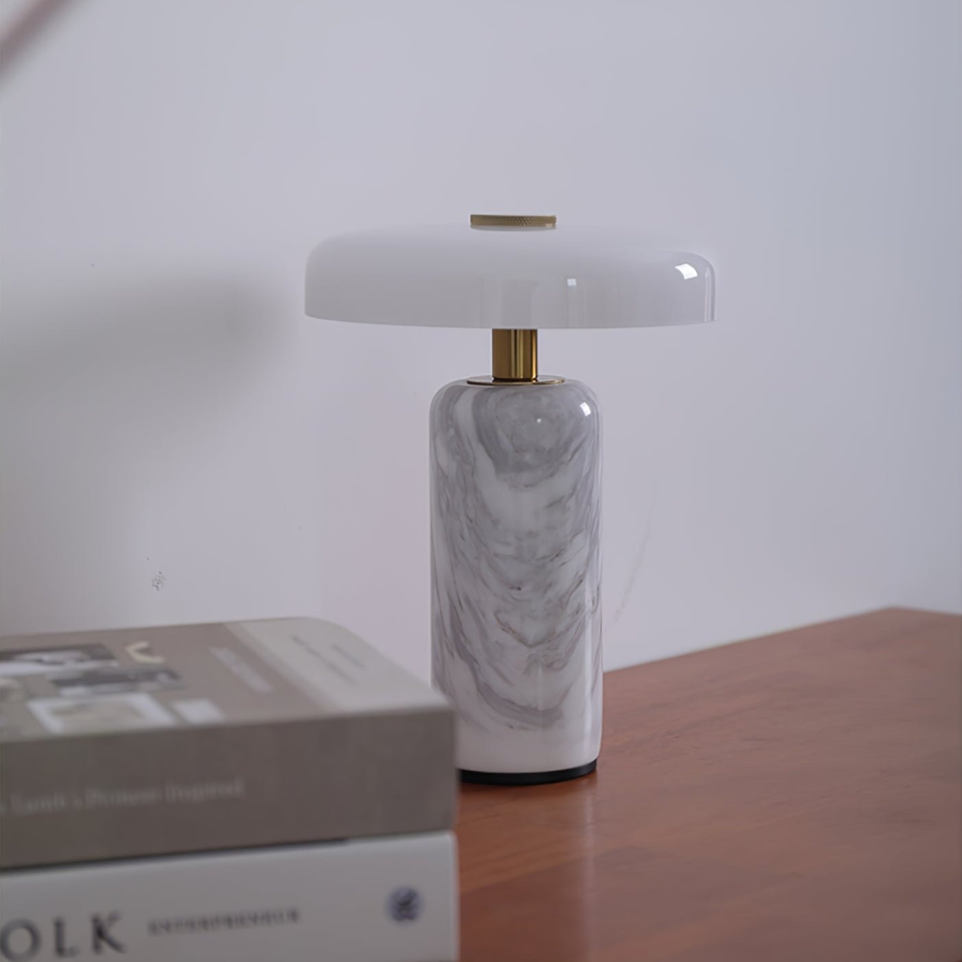 WOW Lunara Marble Table Lamp
