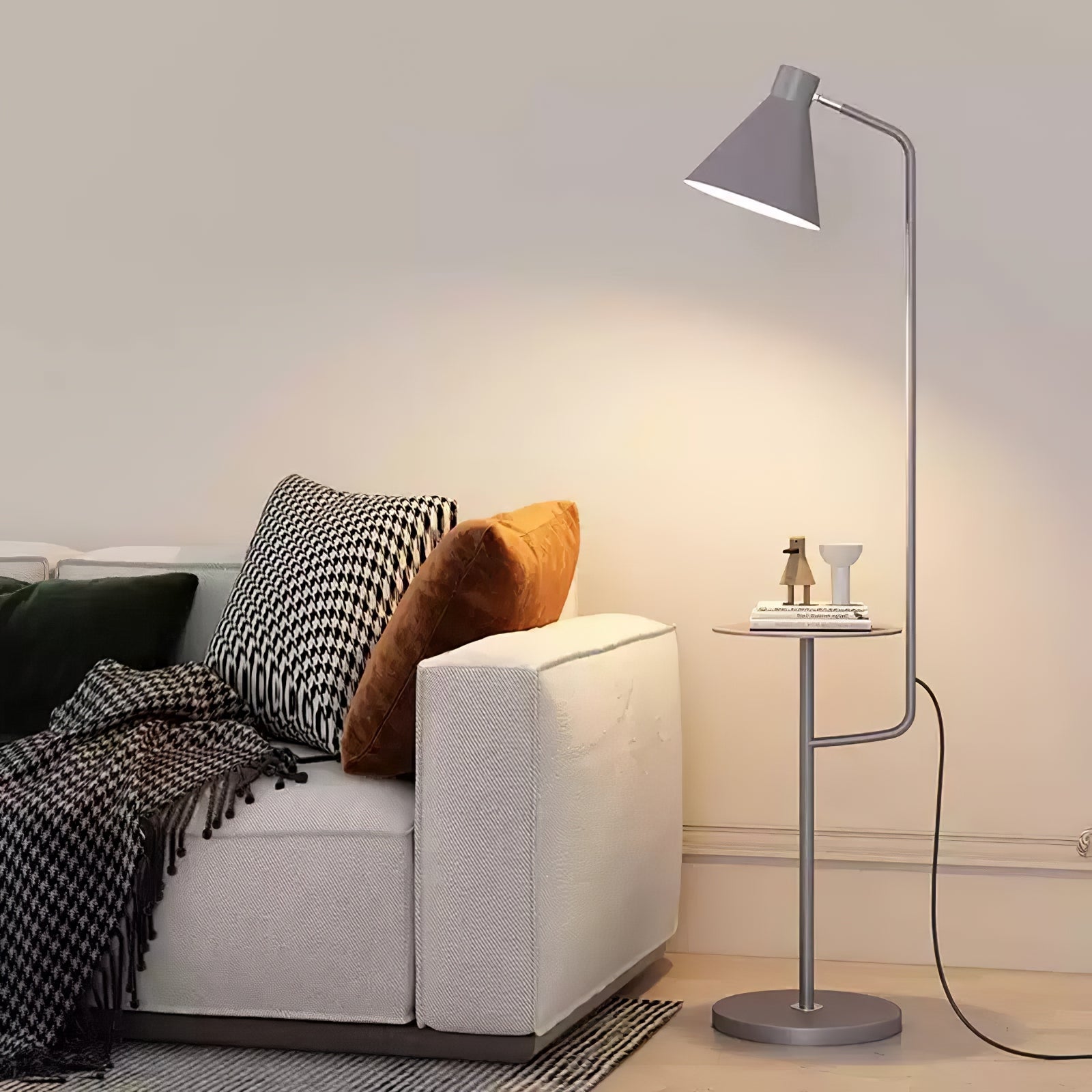 WOW Macaroon Floor Lamp
