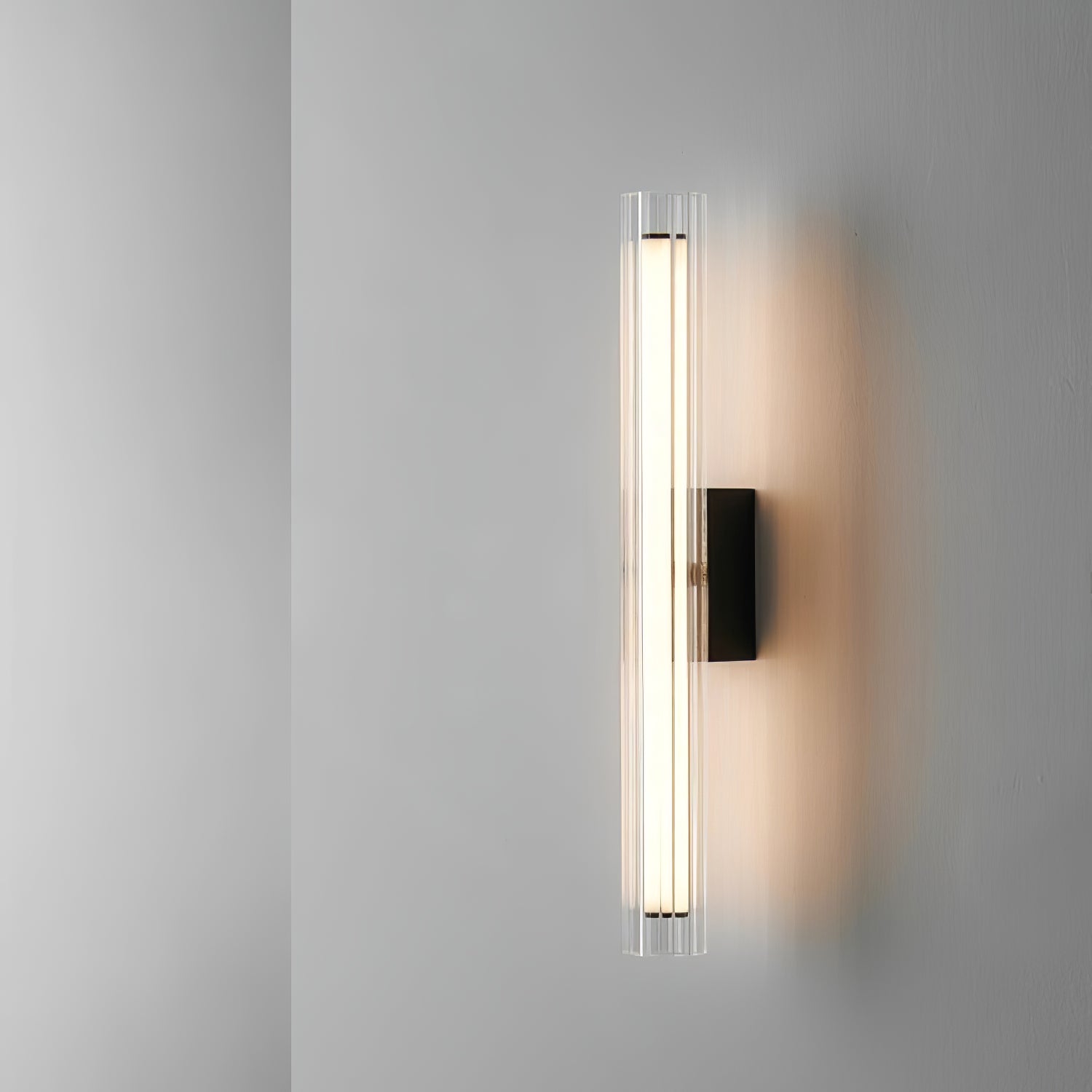 WOW Macie Wall Lamp