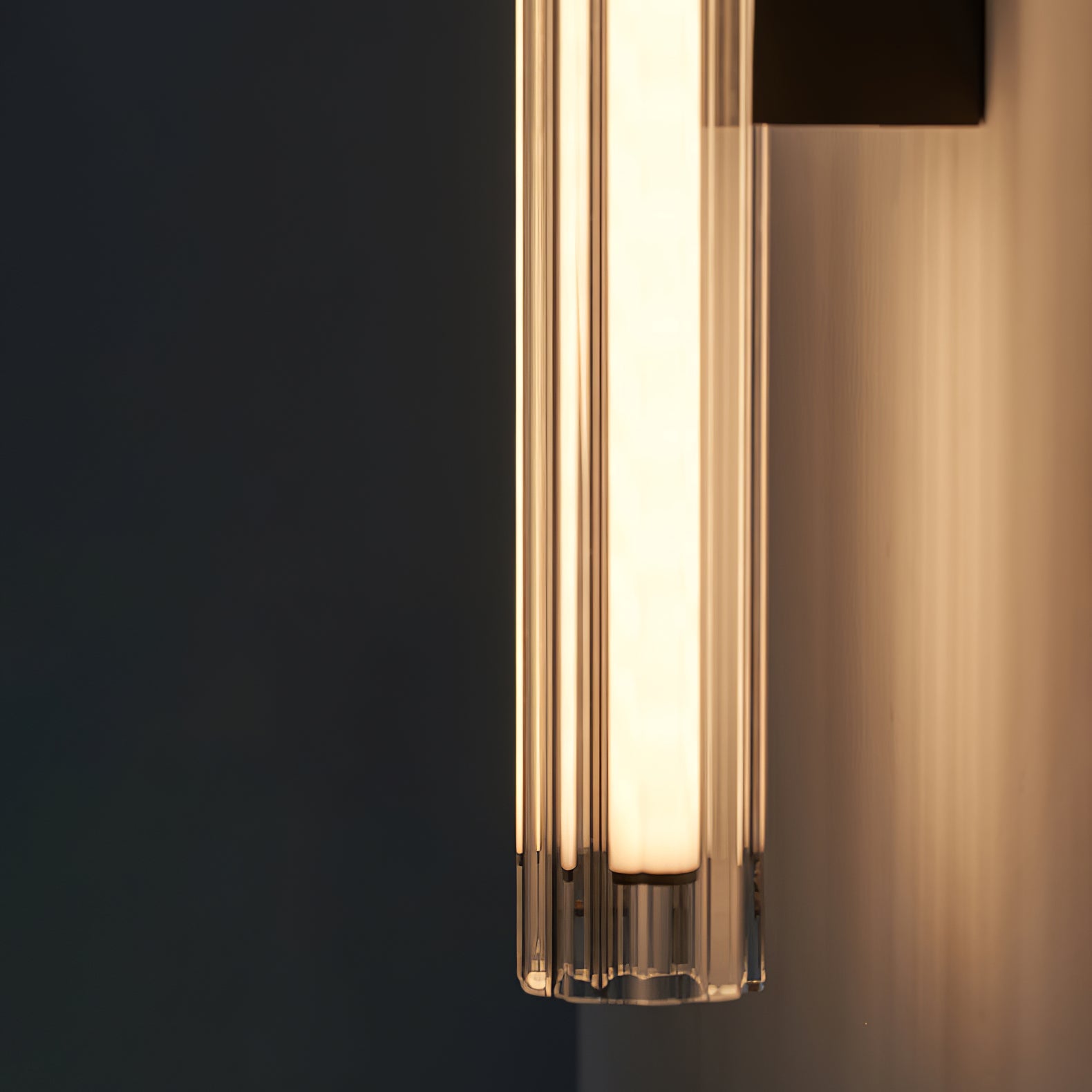 WOW Macie Wall Lamp