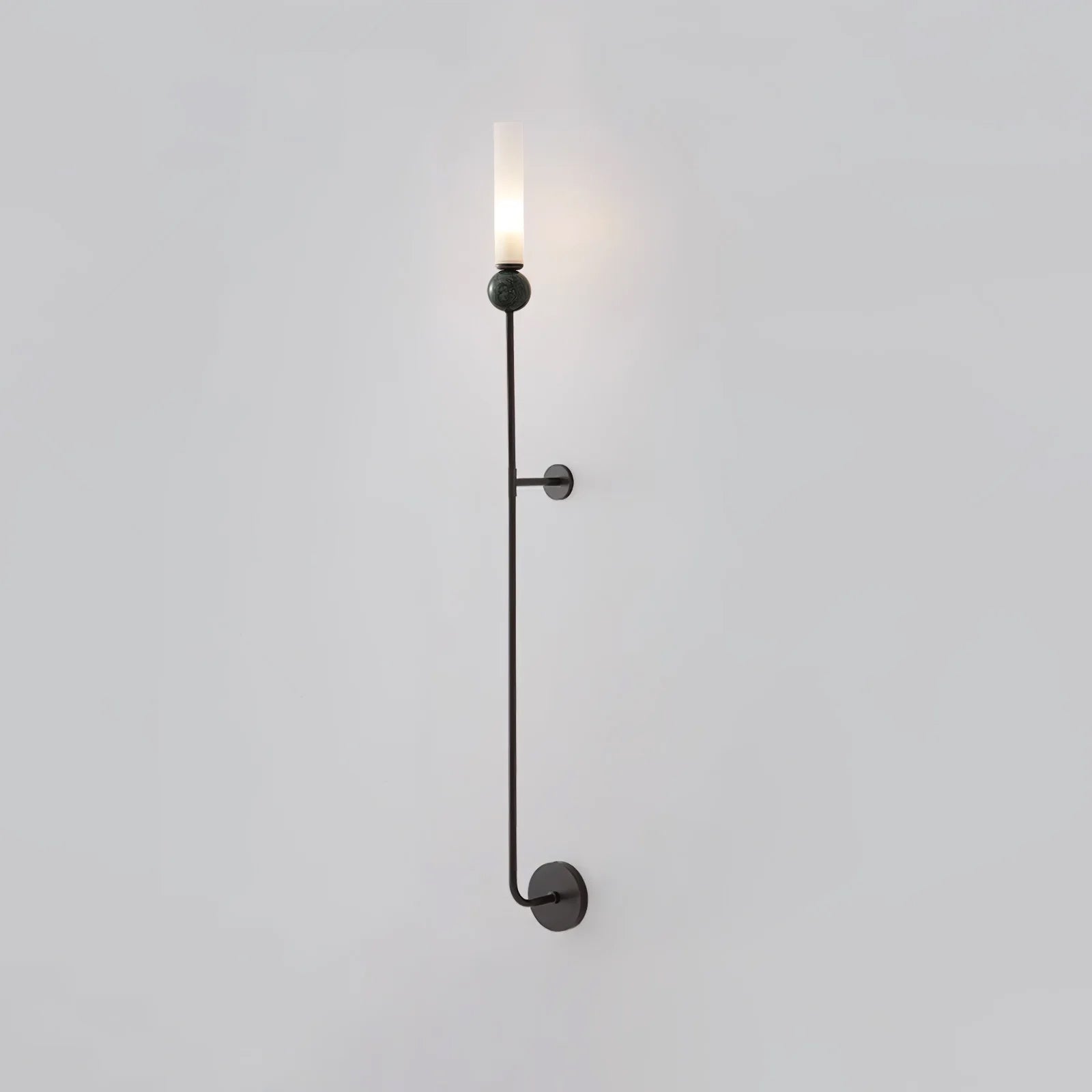 WOW Marble Vertical Wall Lamp