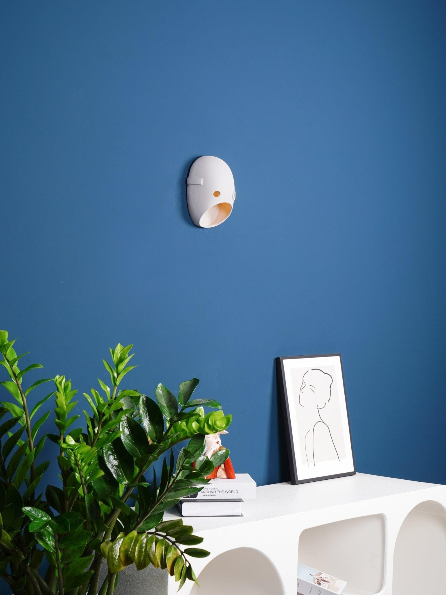 WOW Mask Wall Light