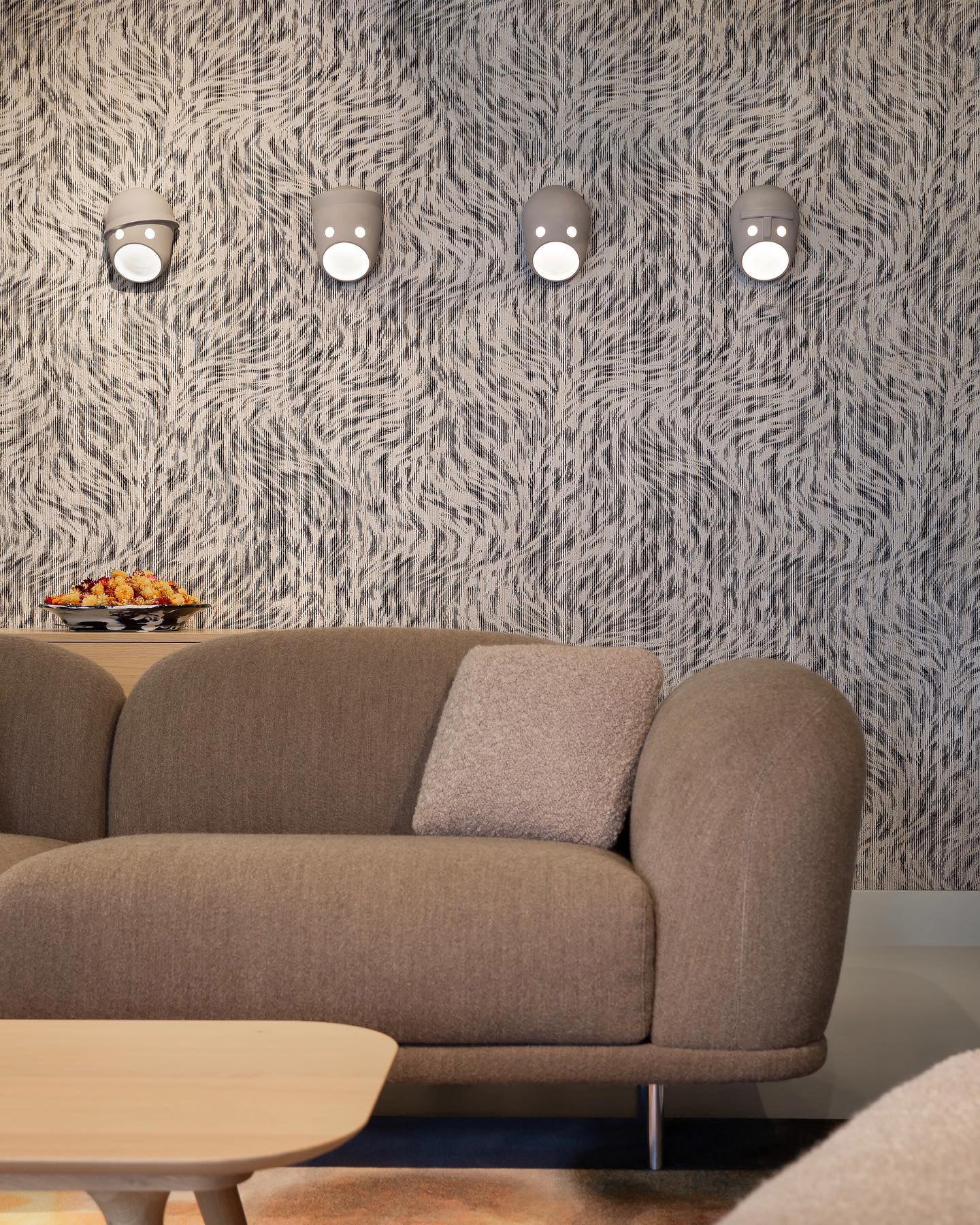 WOW Mask Wall Light