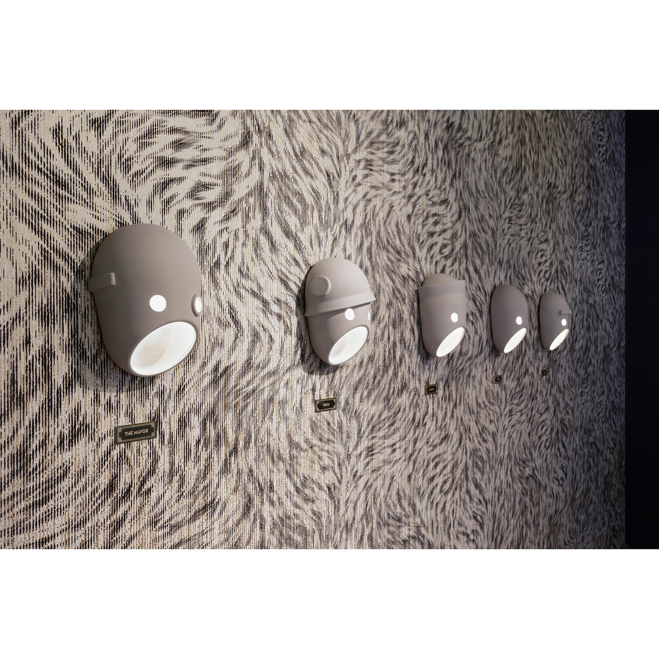 WOW Mask Wall Light