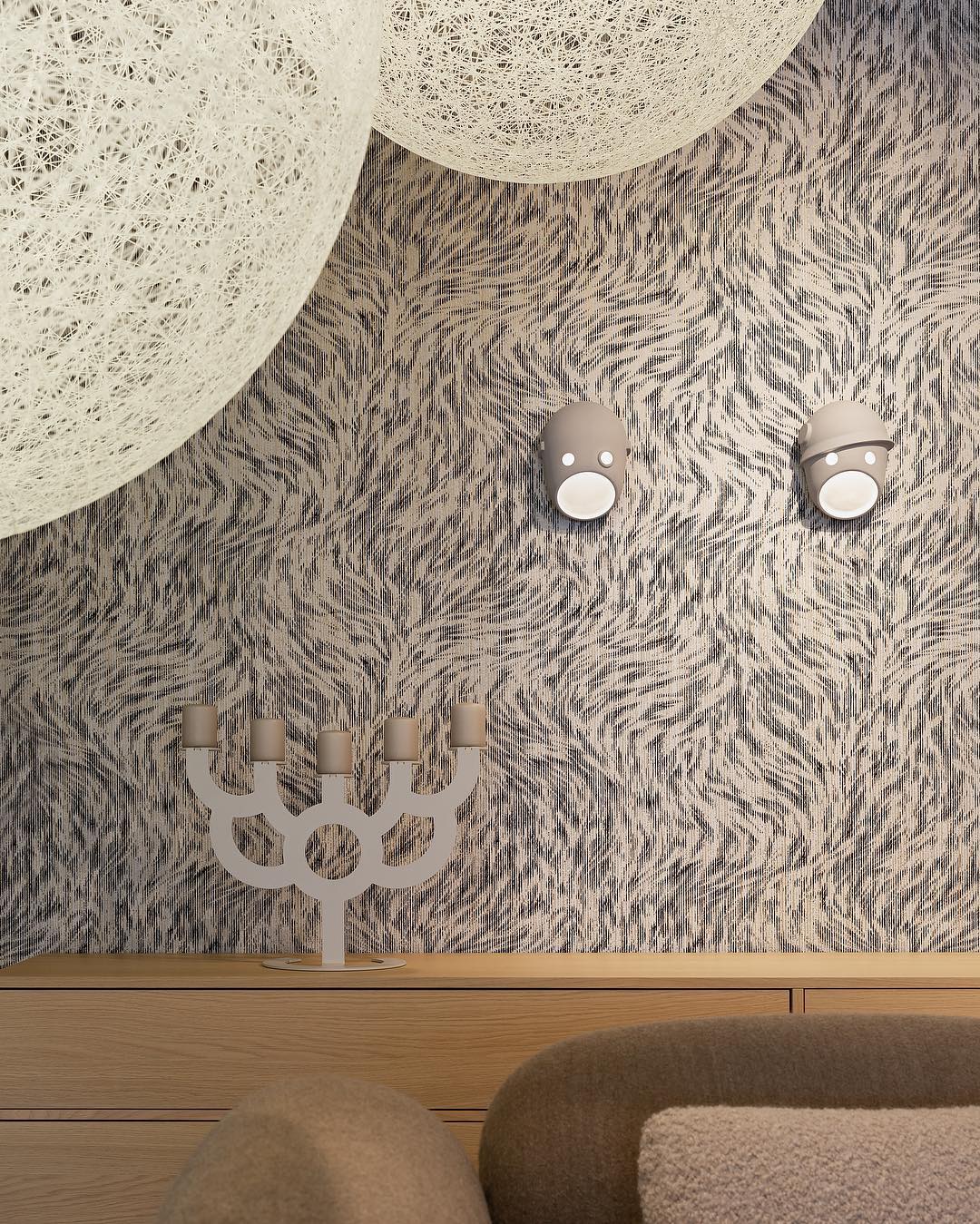 WOW Mask Wall Light
