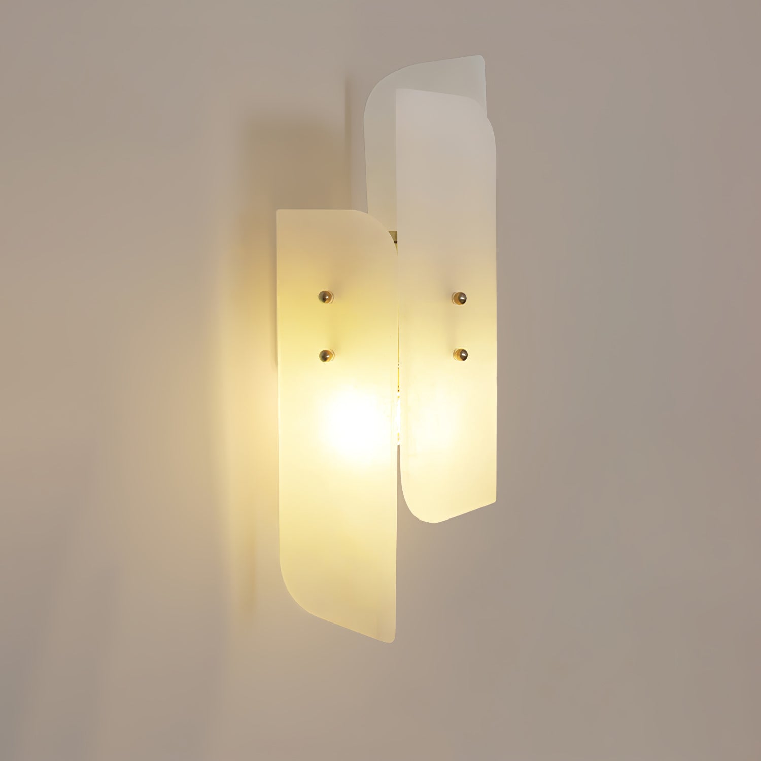WOW Megalith Alabaster Wall Light