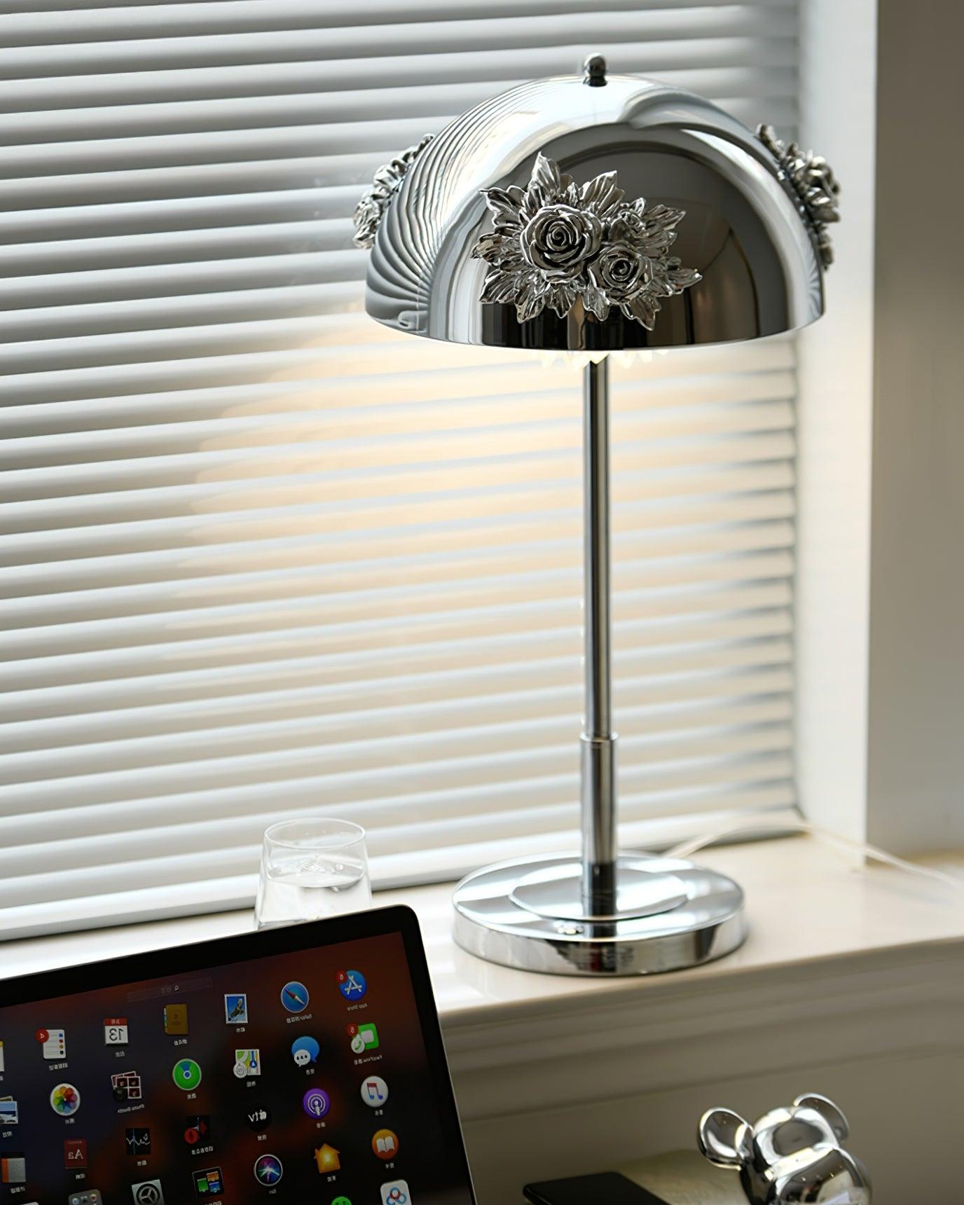 WOW Meni Table Built-in Battery Lamp