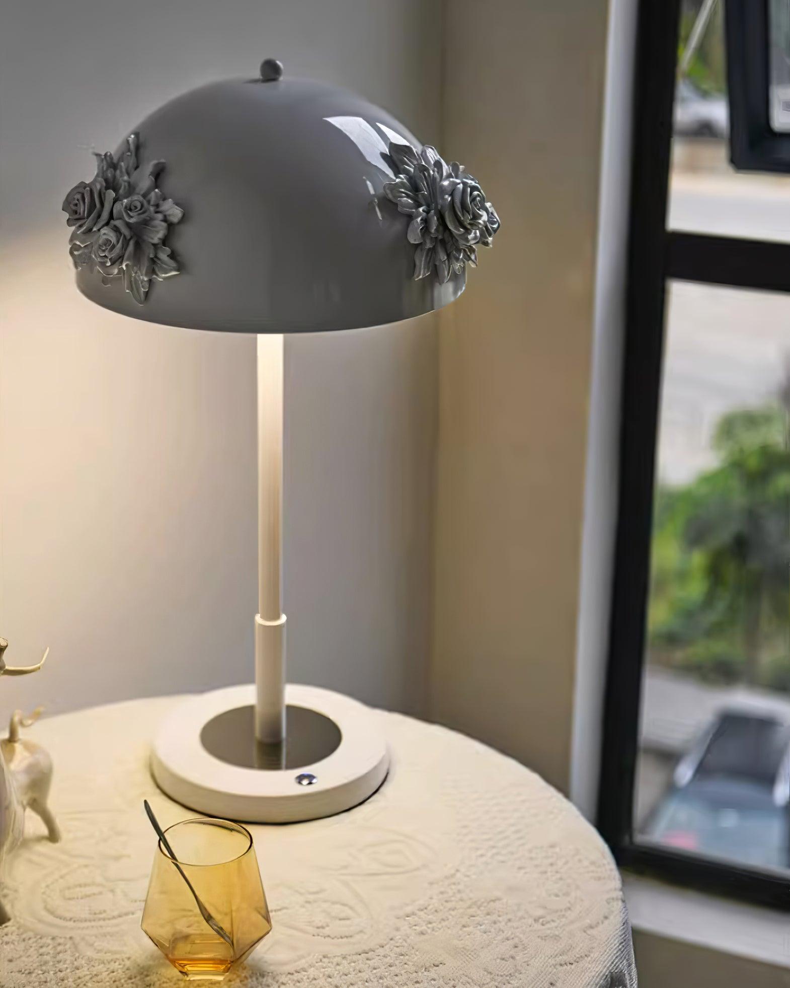 WOW Meni Table Built-in Battery Lamp