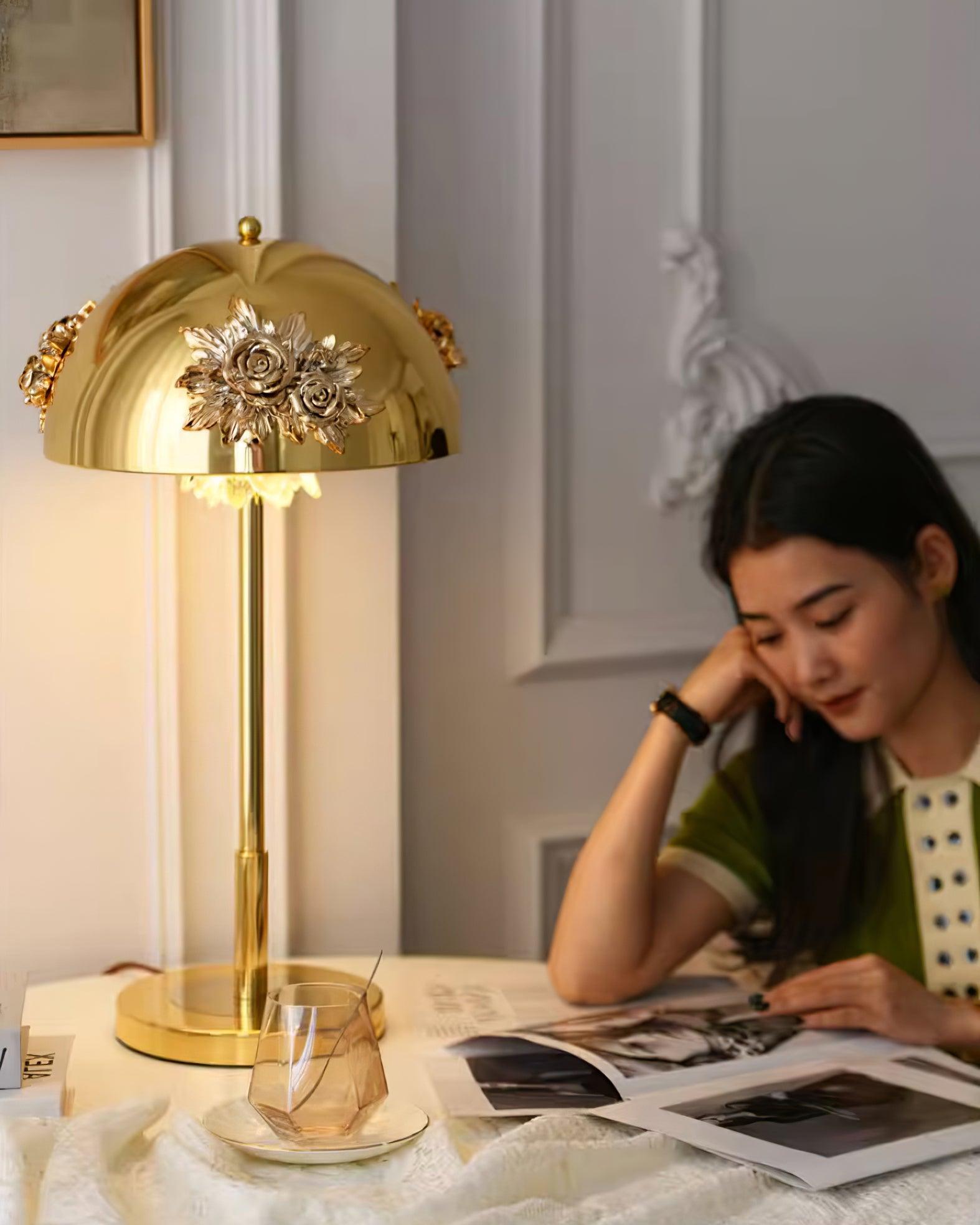 WOW Meni Table Built-in Battery Lamp