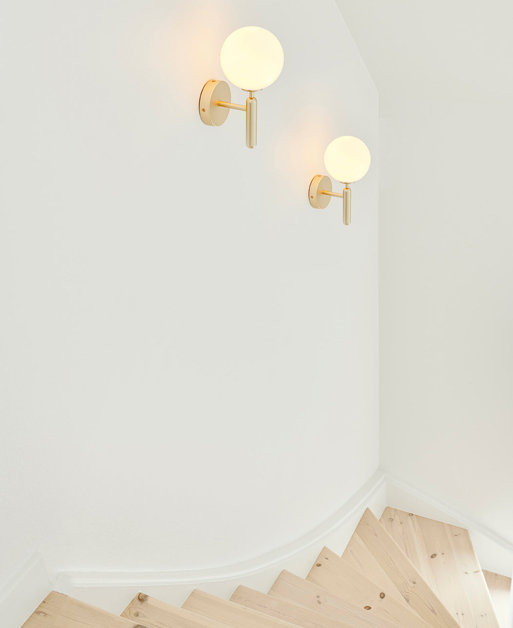 WOW Nordica Wall Lamp