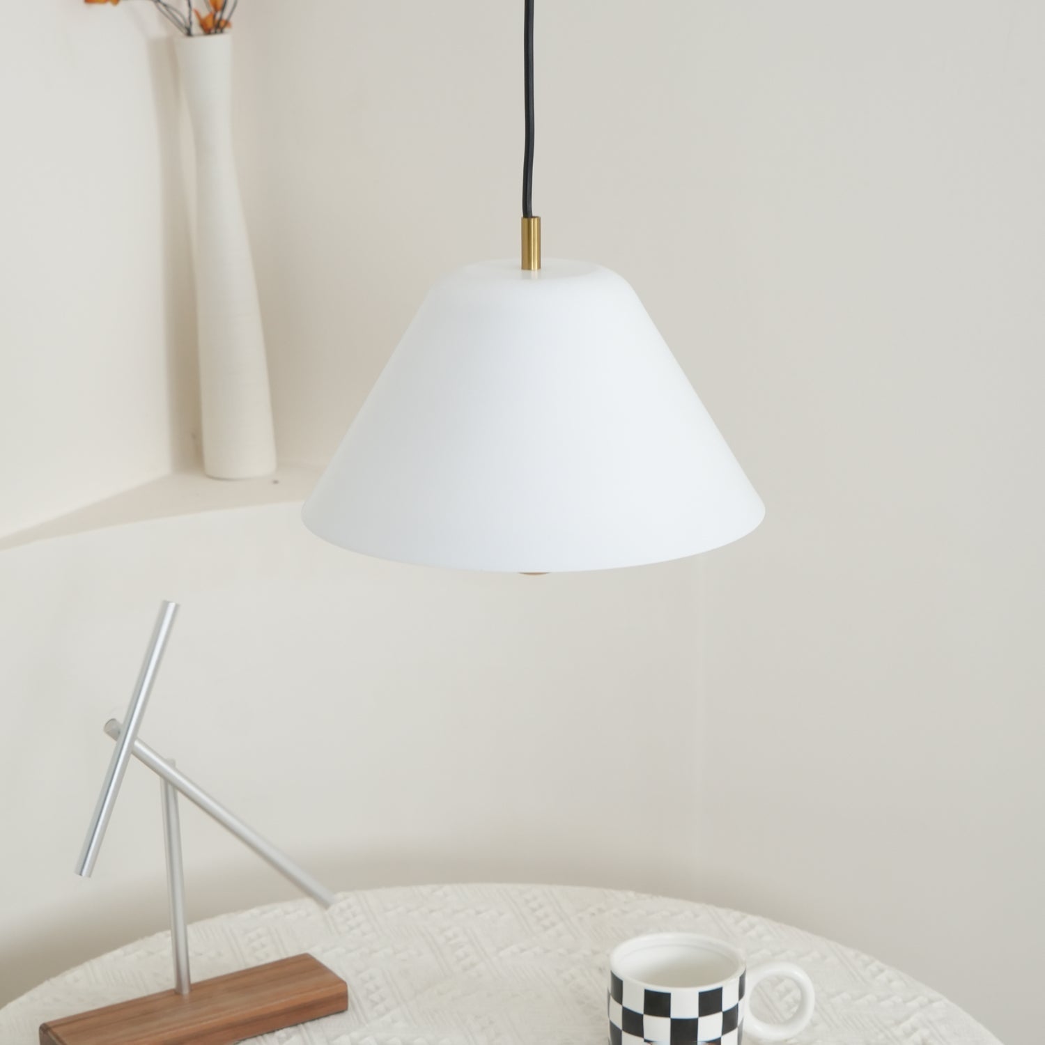 WOW Minimalist Pendant Lamp