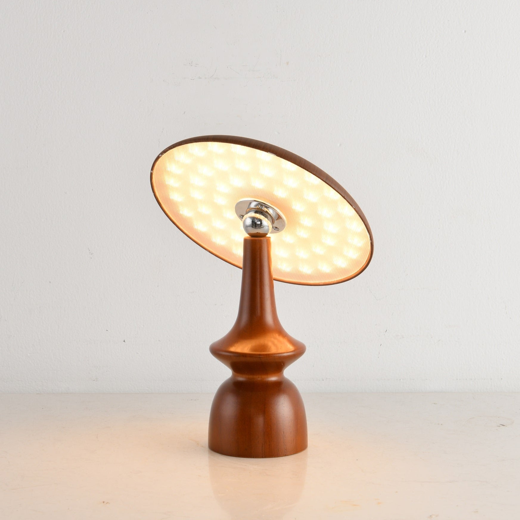 WOW Mireli Table Lamp