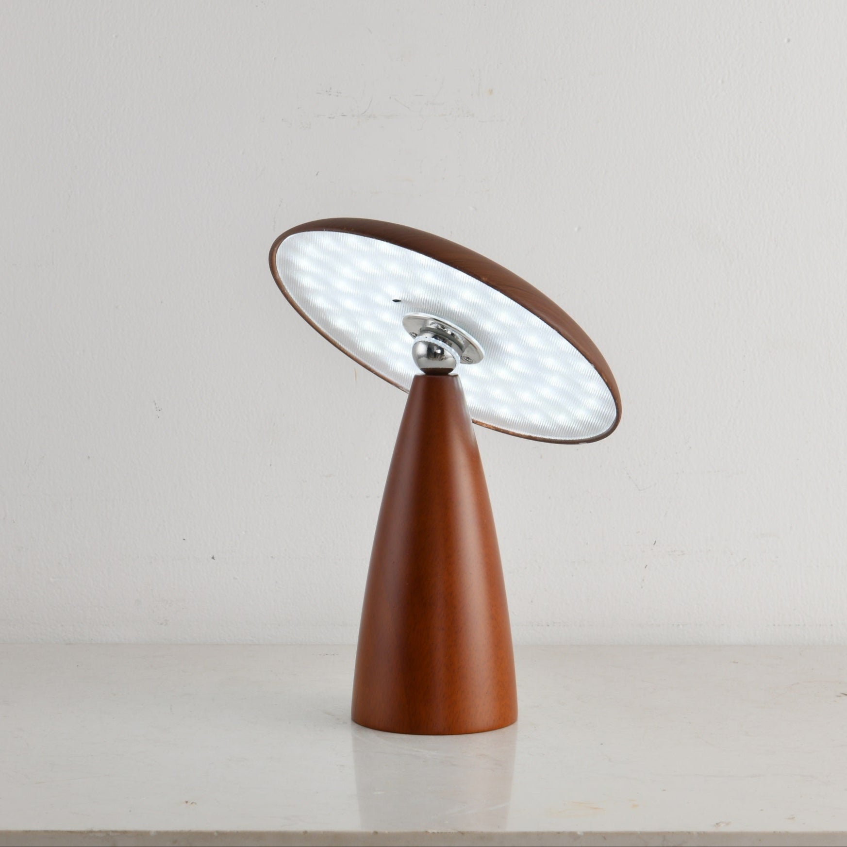 WOW Mireli Table Lamp