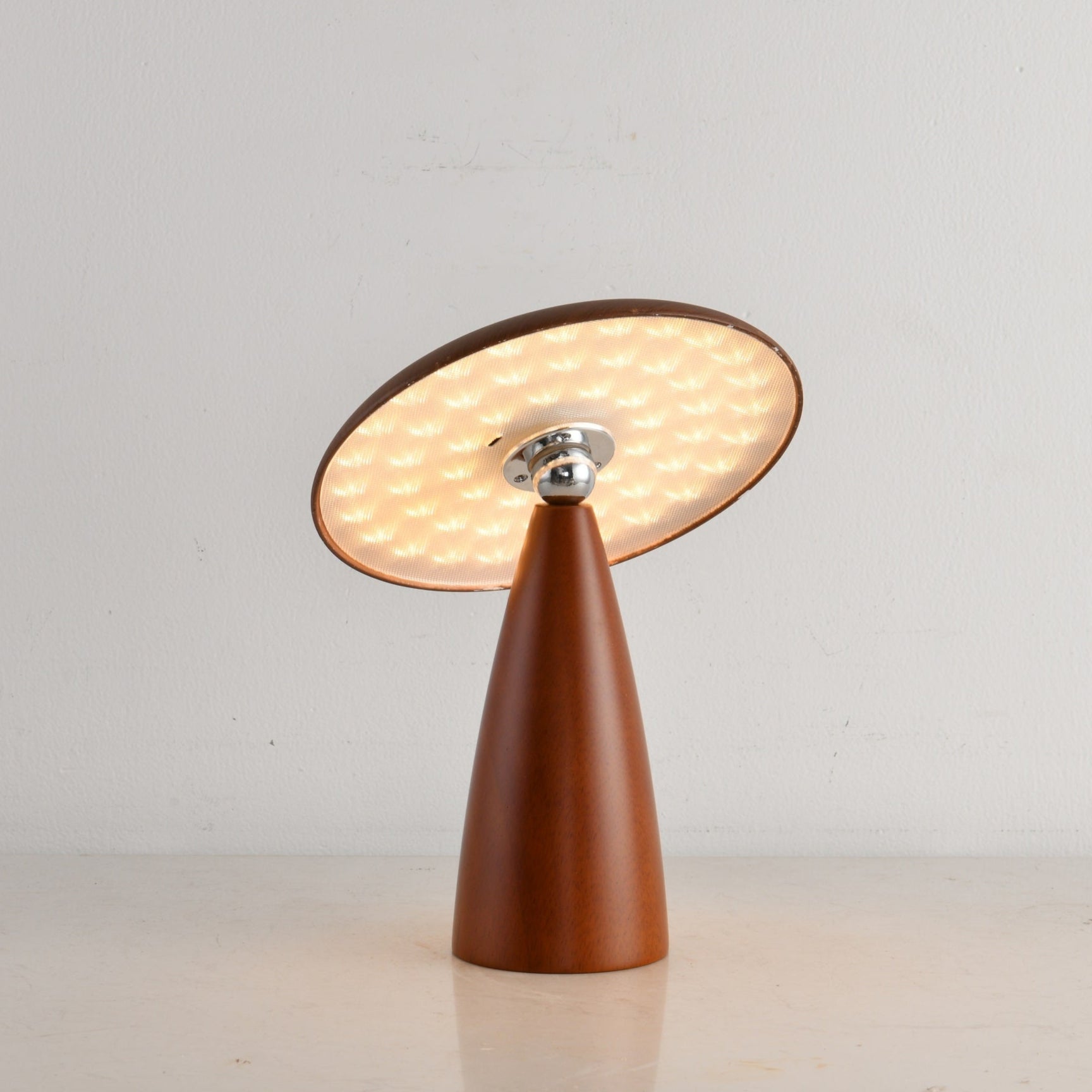 WOW Mireli Table Lamp