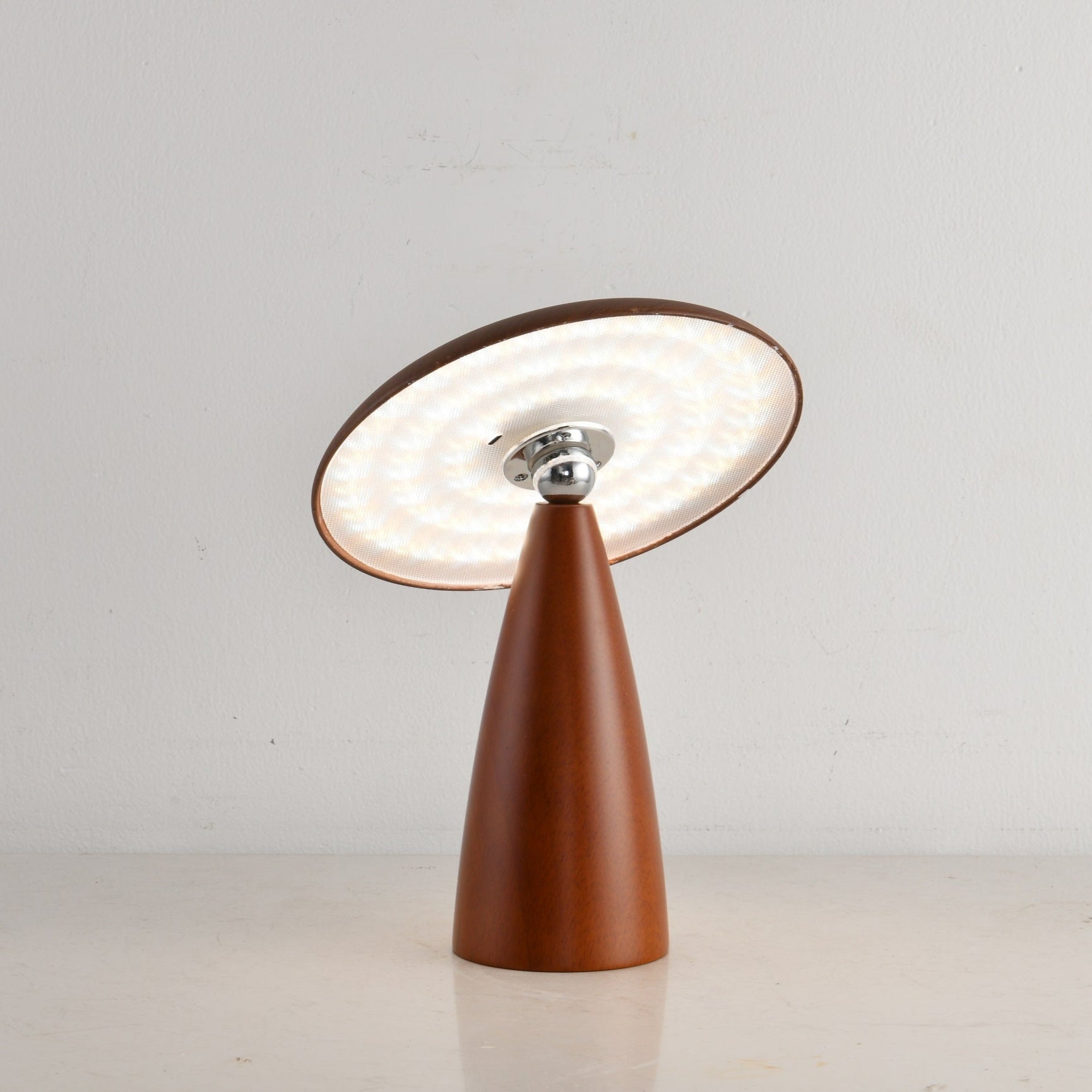 WOW Mireli Table Lamp