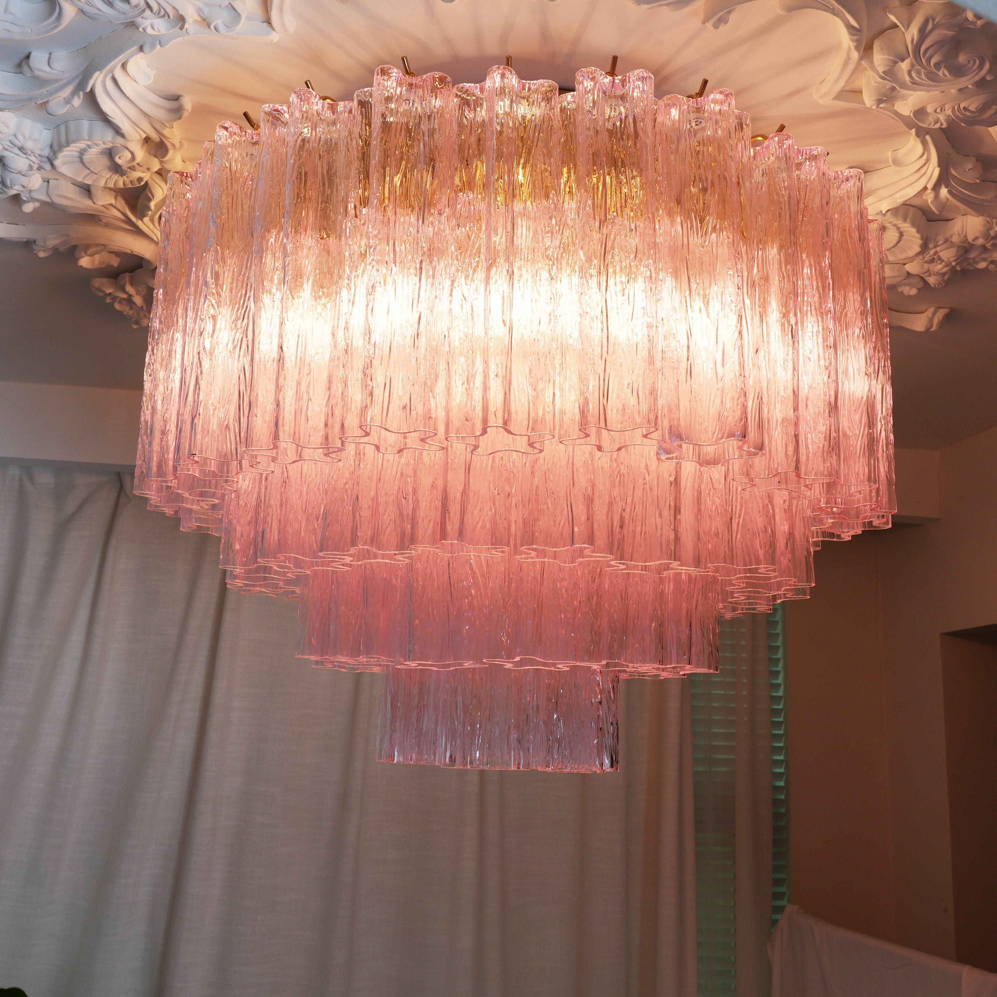 WOW Murano Pink Glass Ceiling Light