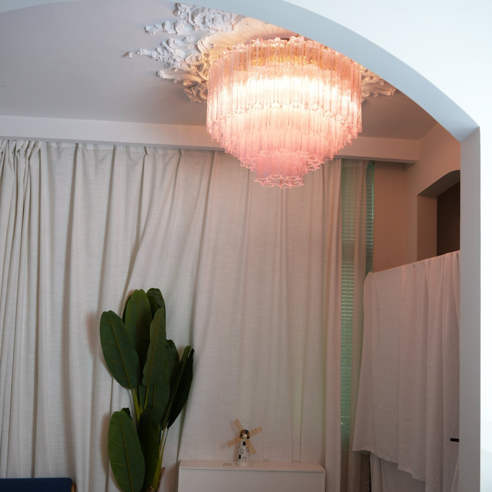 WOW Murano Pink Glass Ceiling Light