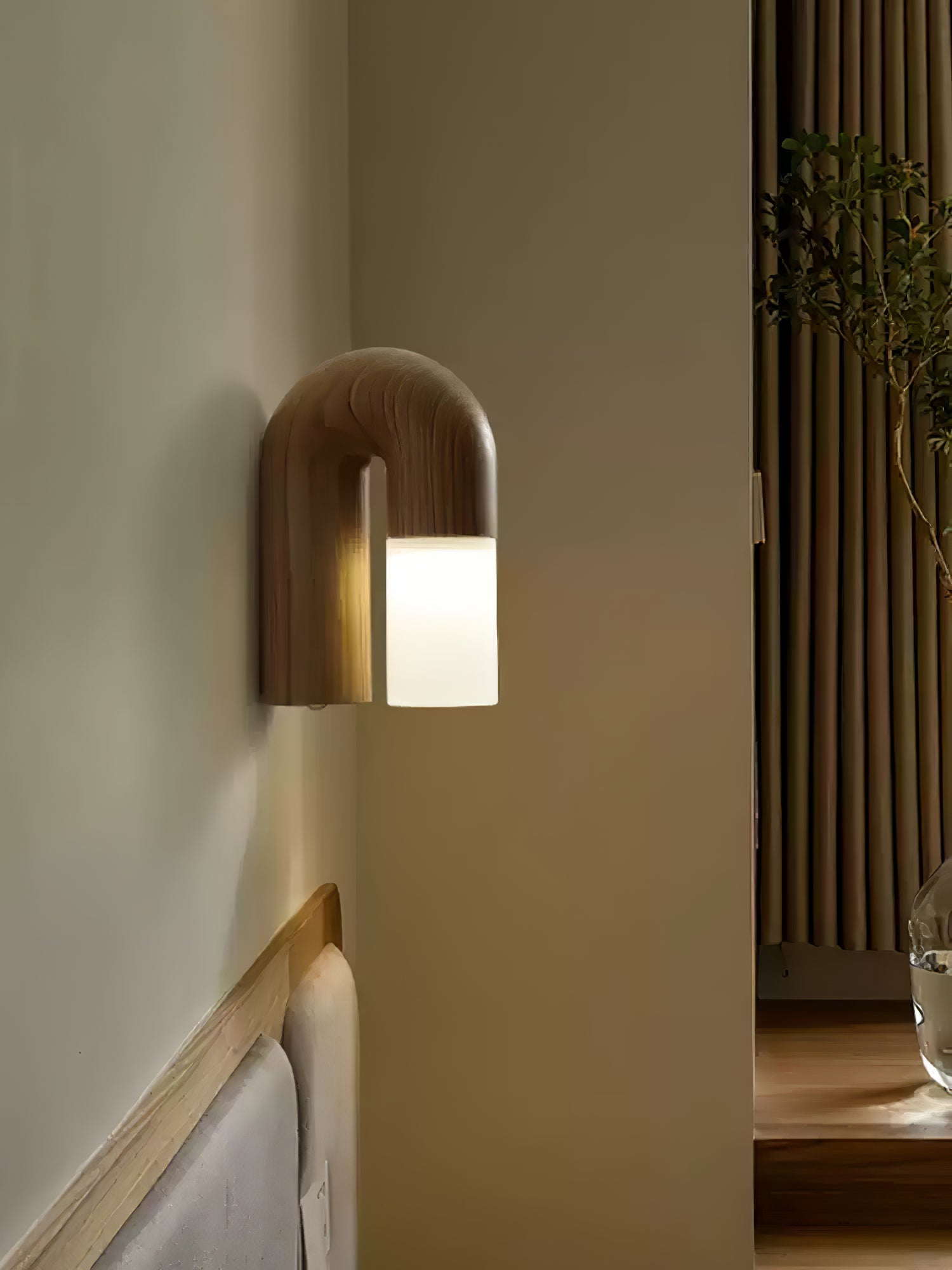 WOW Arcus Wood Wall Lamp