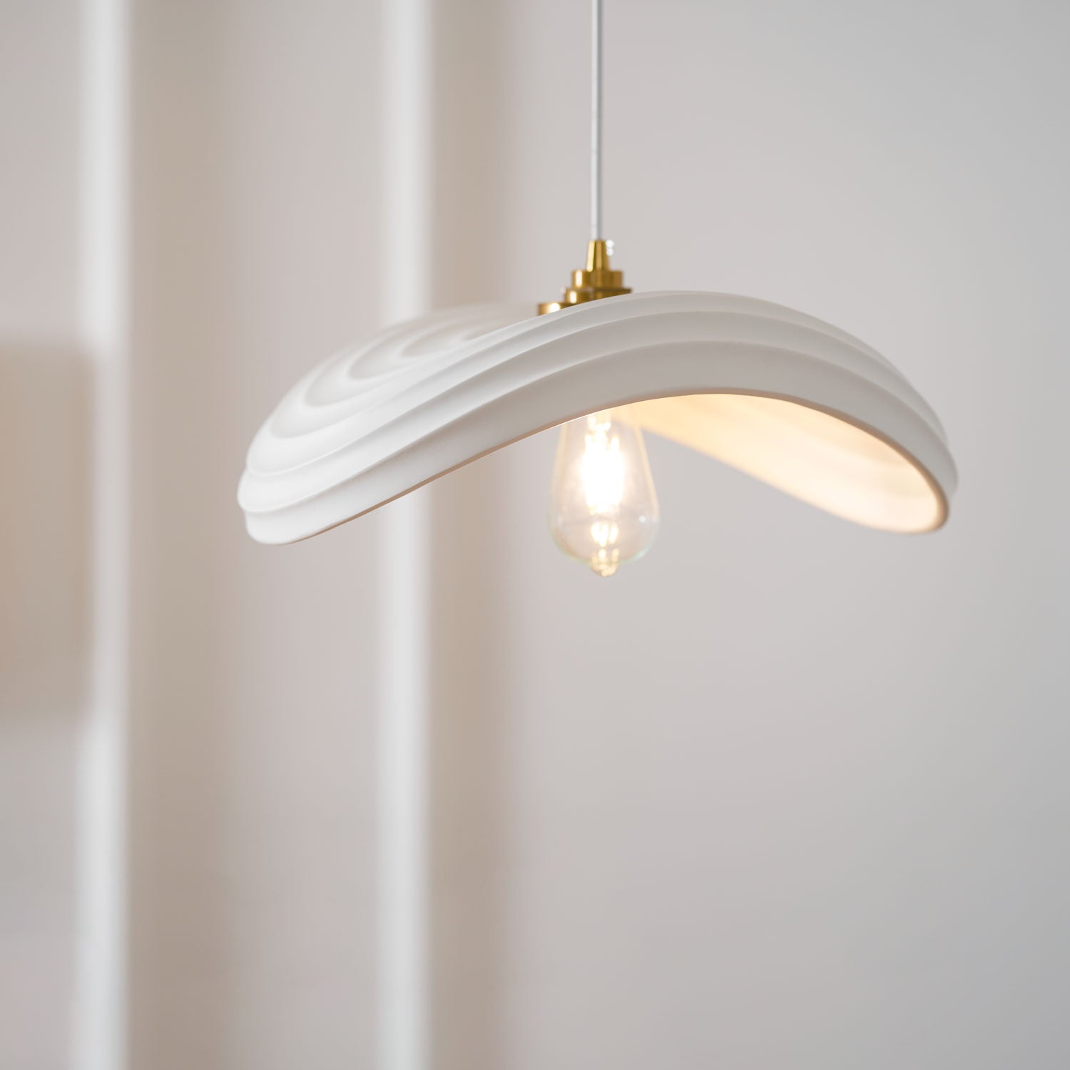 WOW Navicula Pendant Light