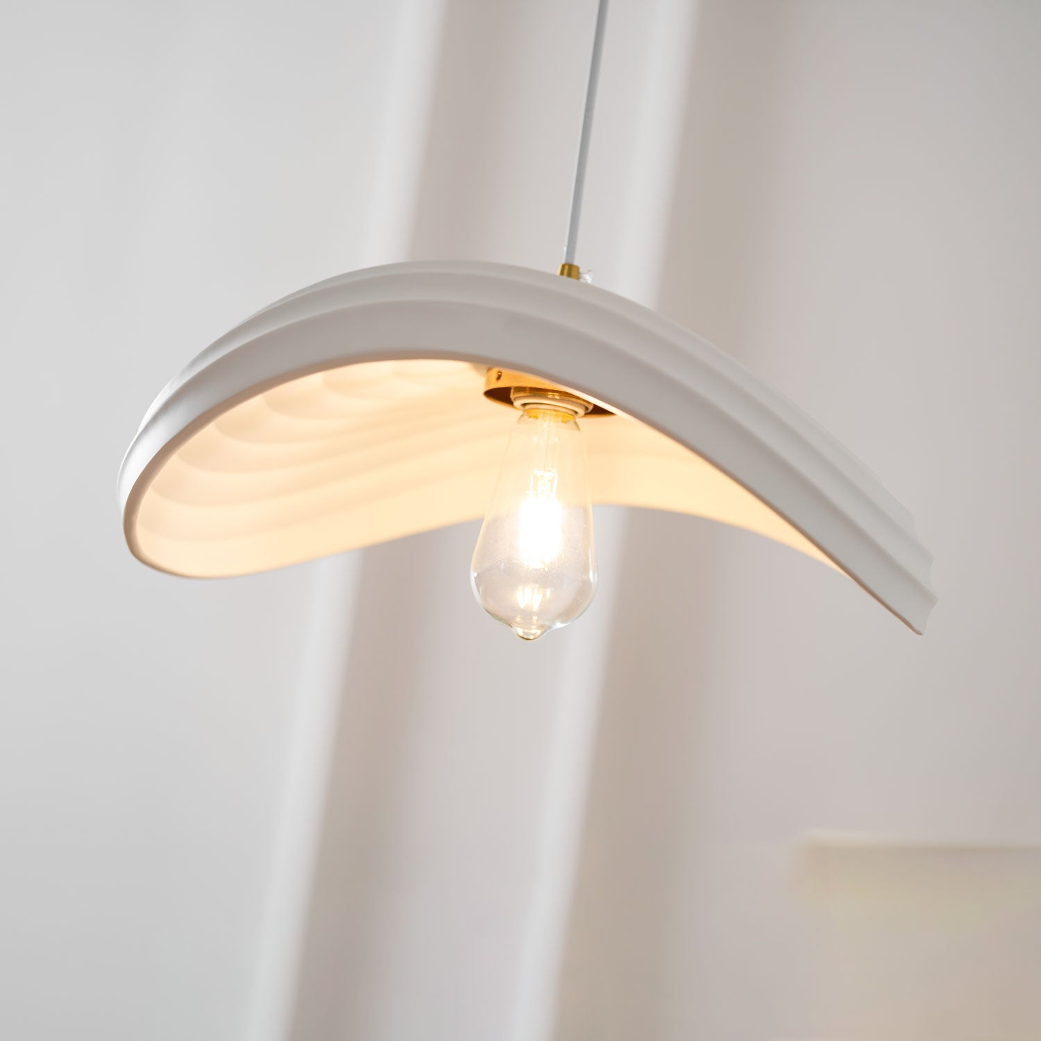 WOW Navicula Pendant Light