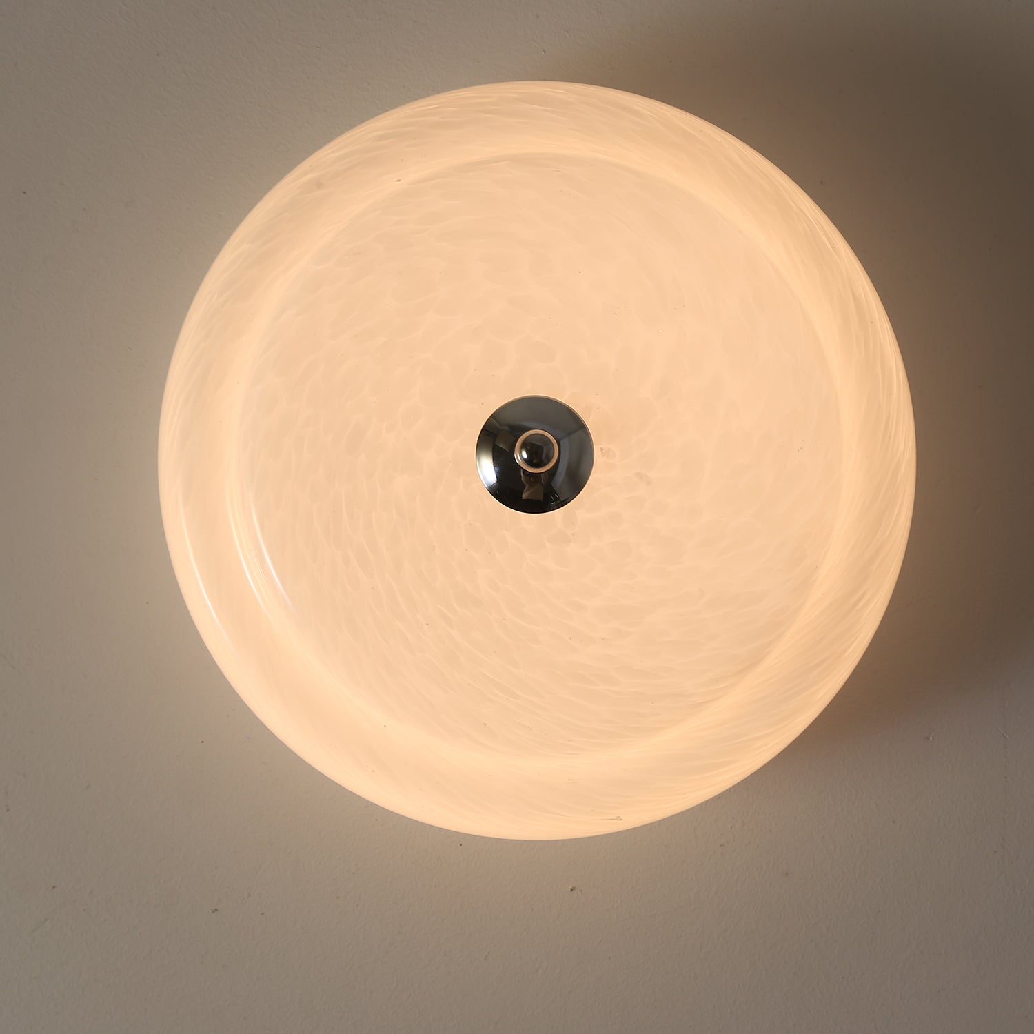 WOW Noble Ceiling Lamp