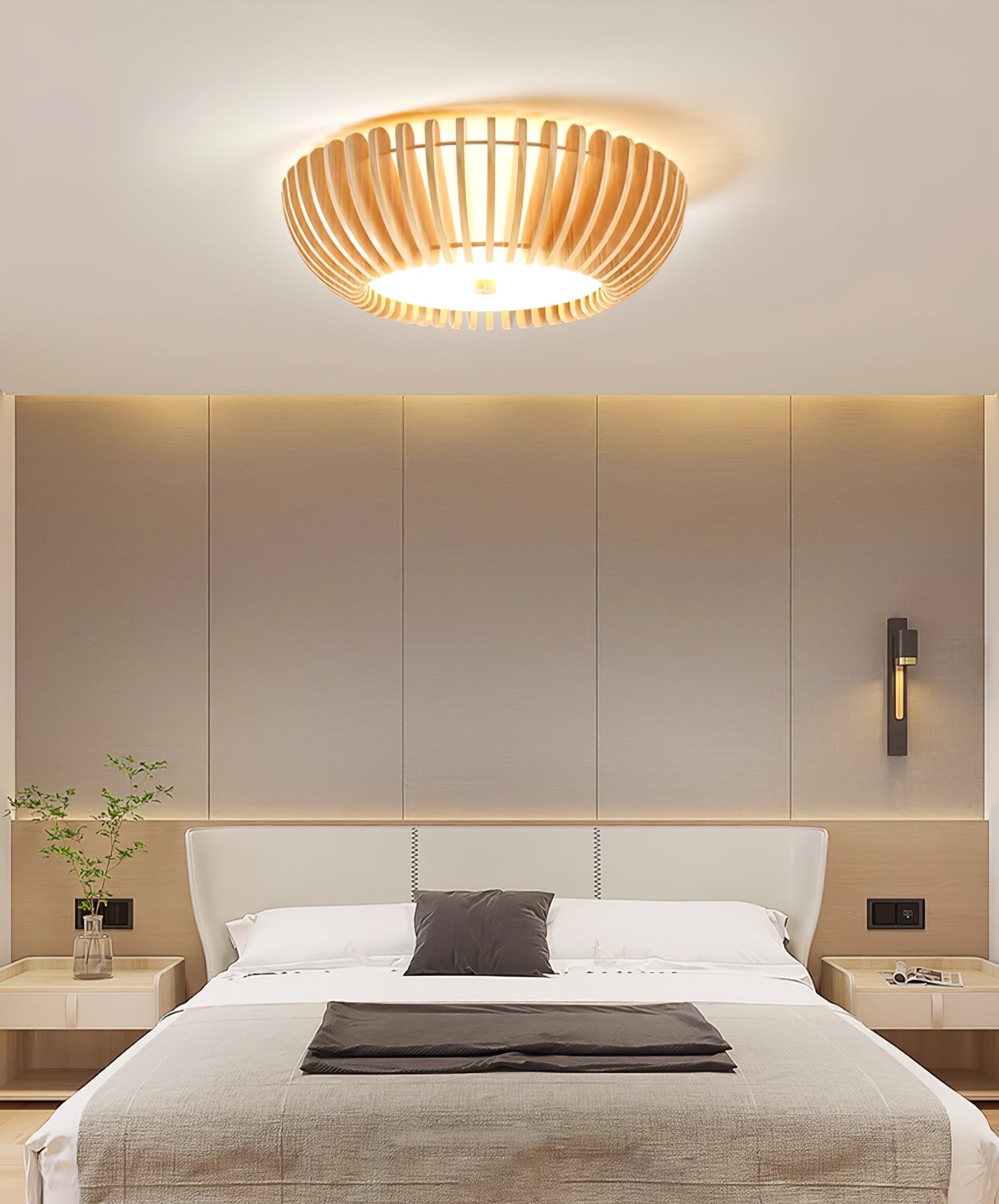 WOW Oakflare Ceiling Lamp
