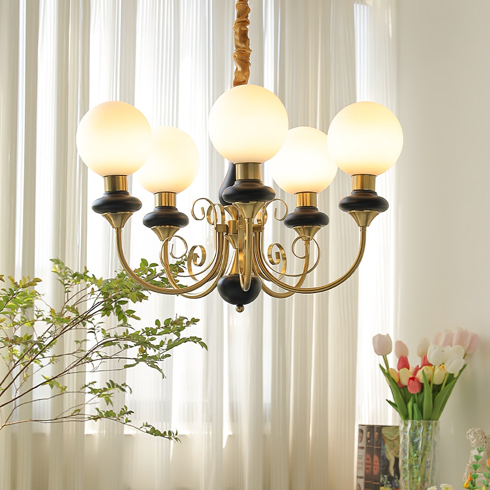 WOW Onyx Chandelier