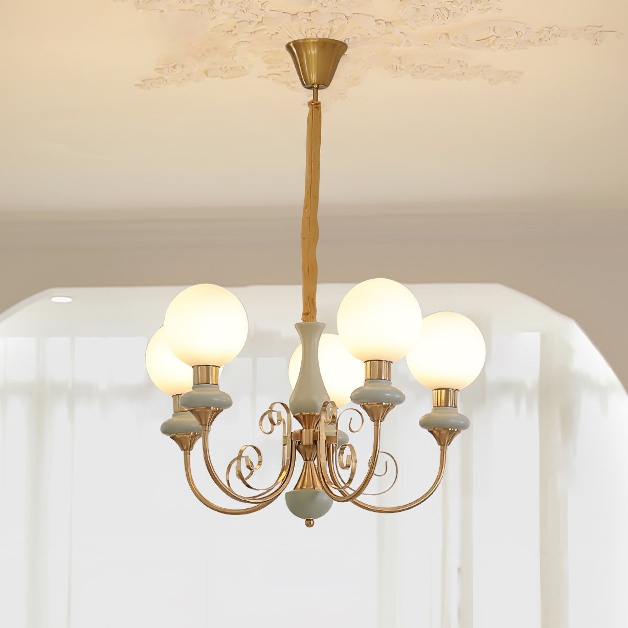 WOW Onyx Chandelier