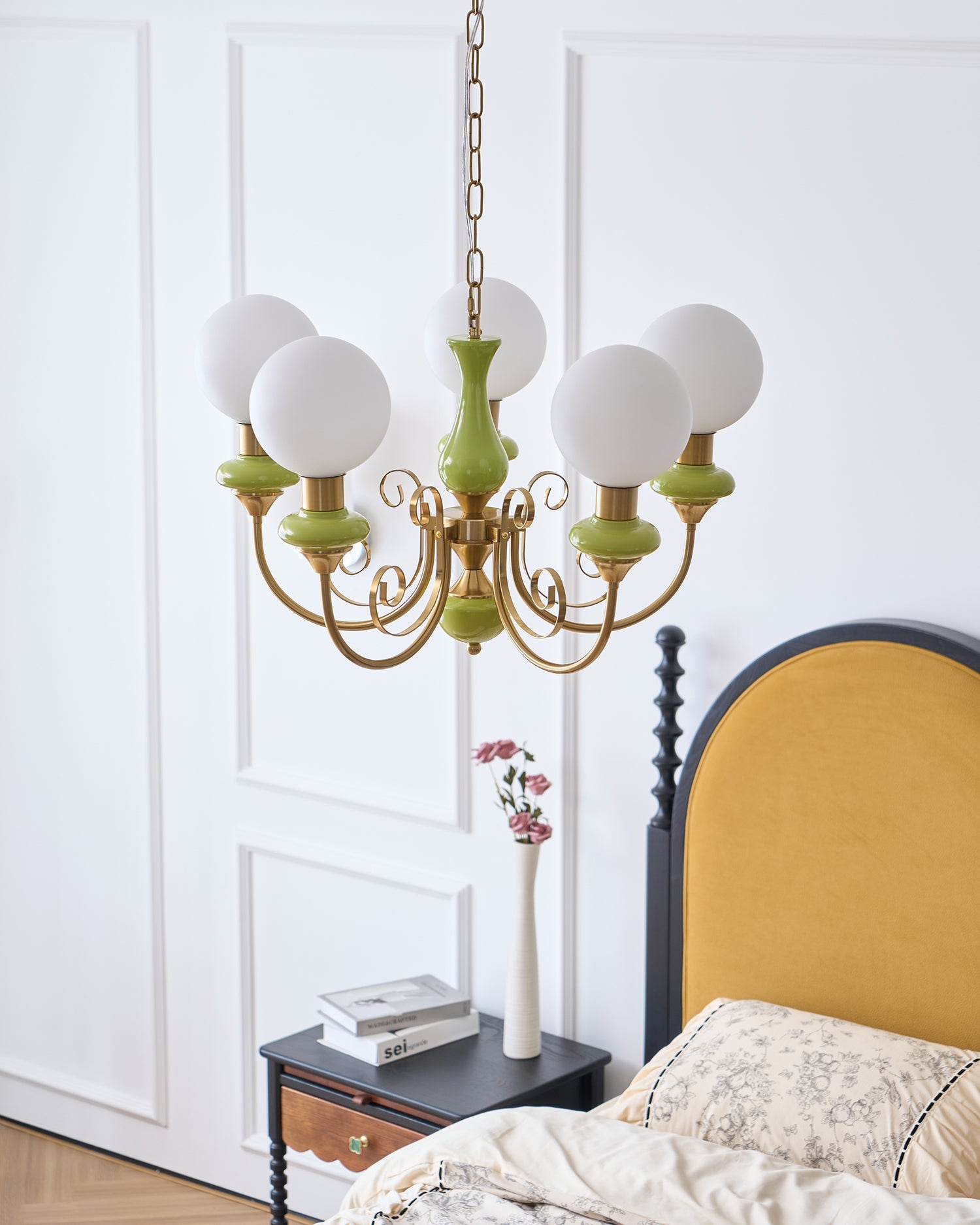 WOW Onyx Chandelier