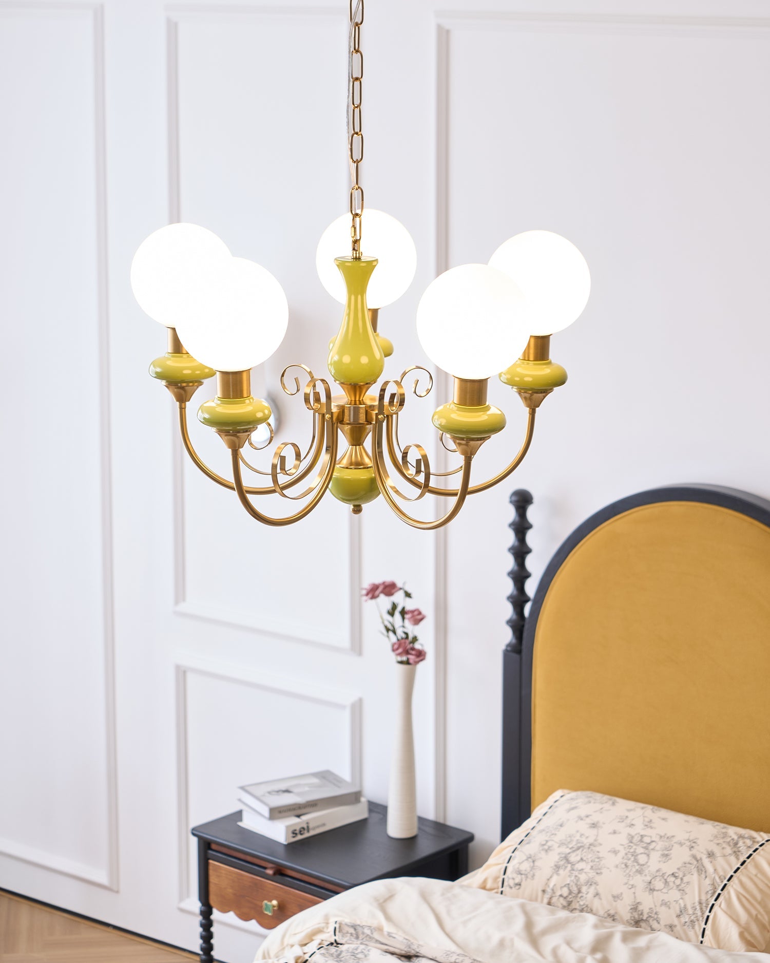 WOW Onyx Chandelier
