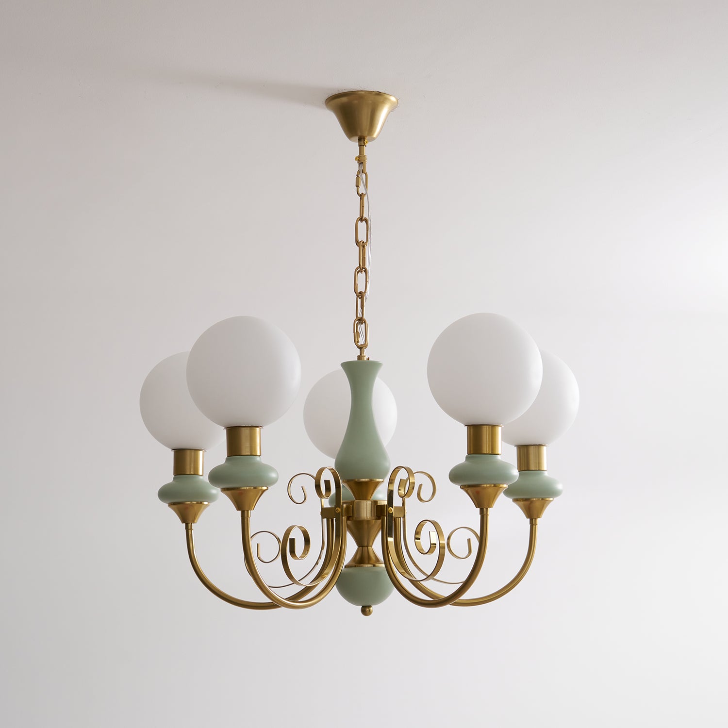 WOW Onyx Chandelier