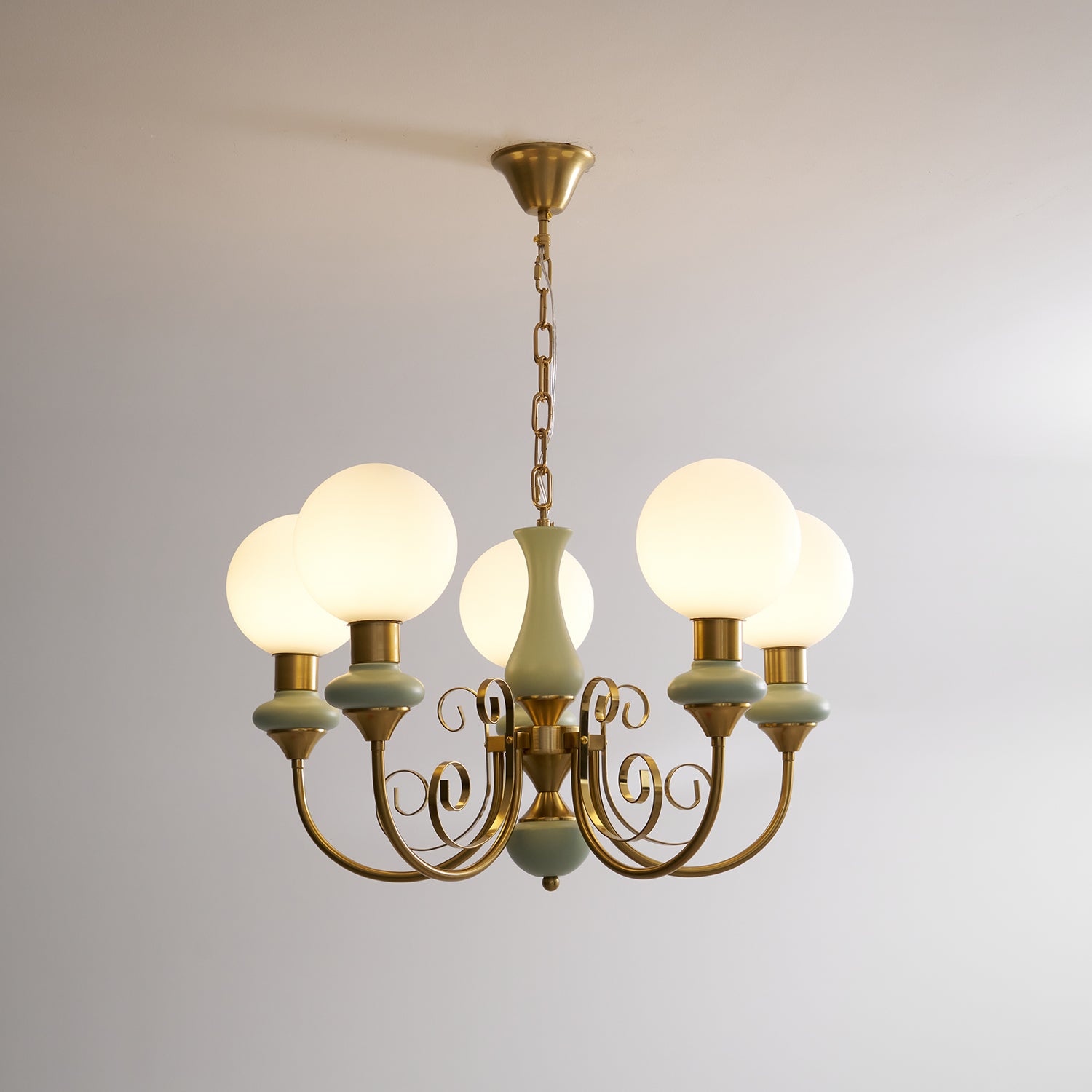 WOW Onyx Chandelier