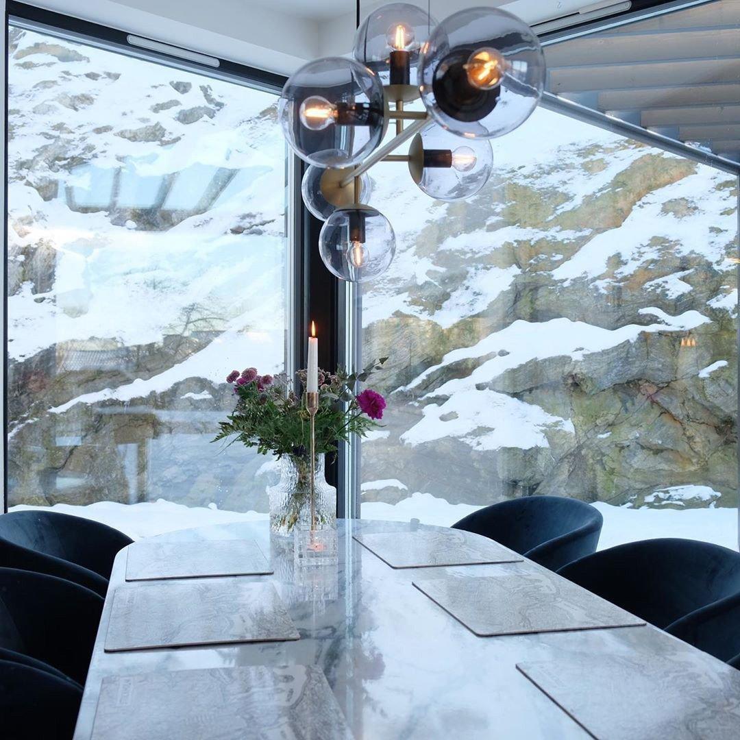WOW Orb Pendant Light