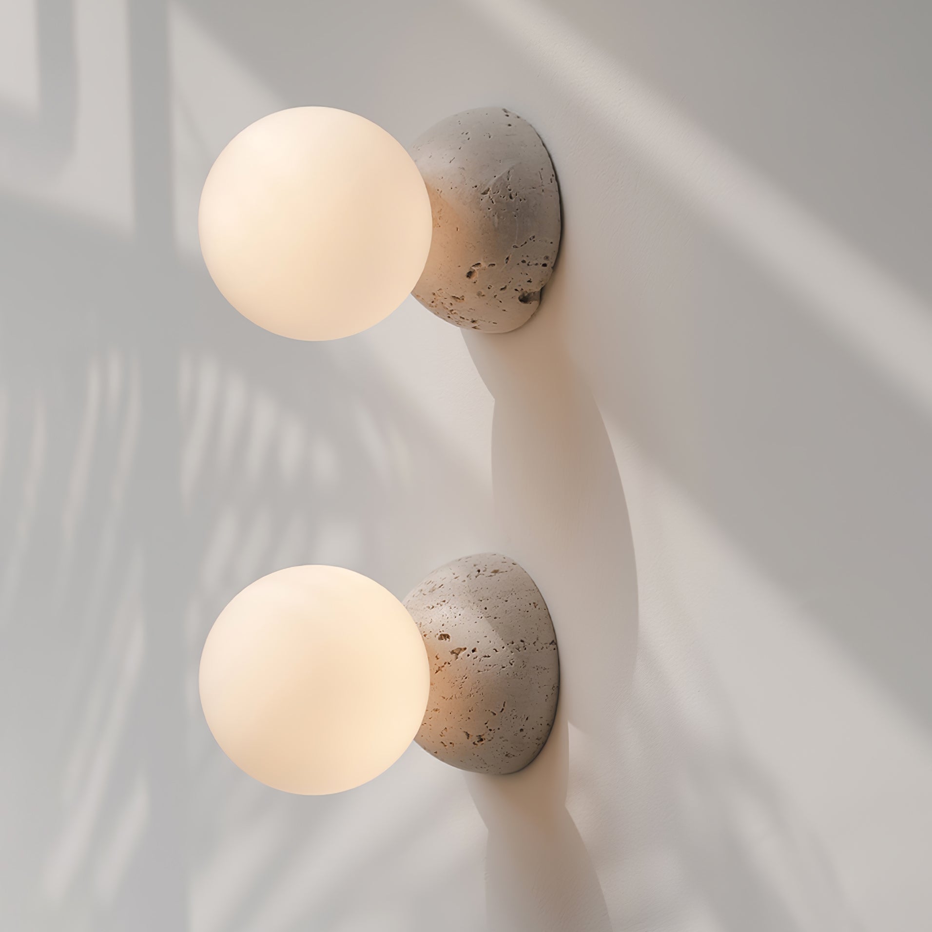 WOW Origo Wall Lamp