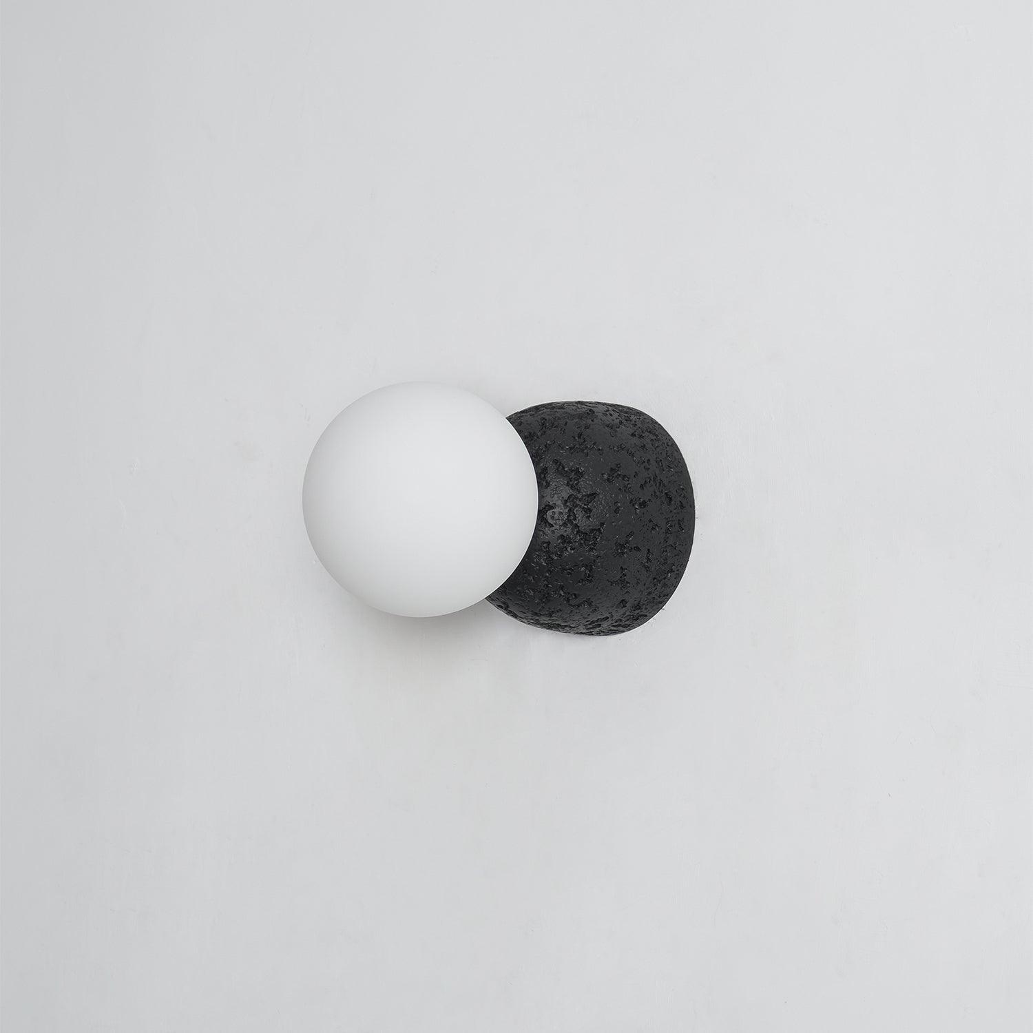 WOW Origo Wall Lamp