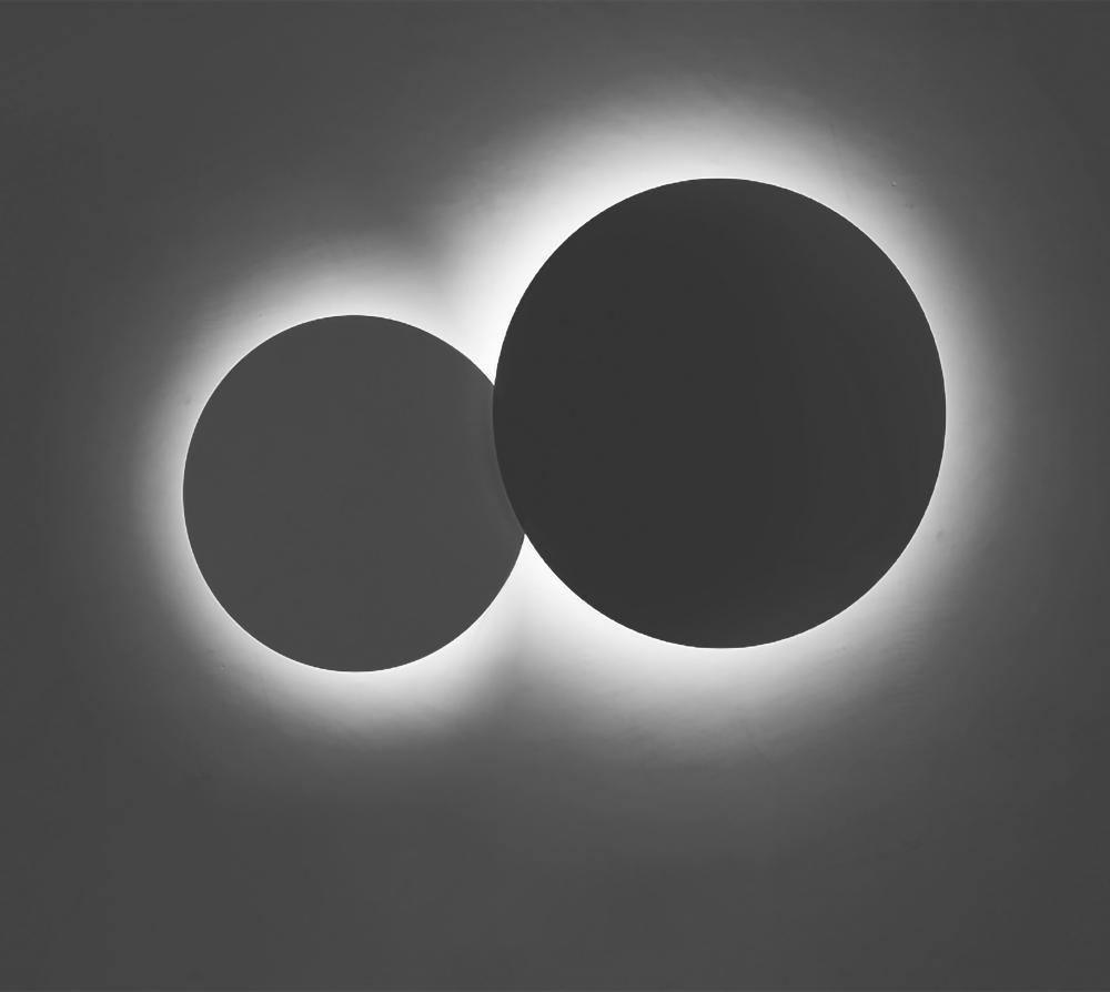WOW Geometric Disc Wall Lamp