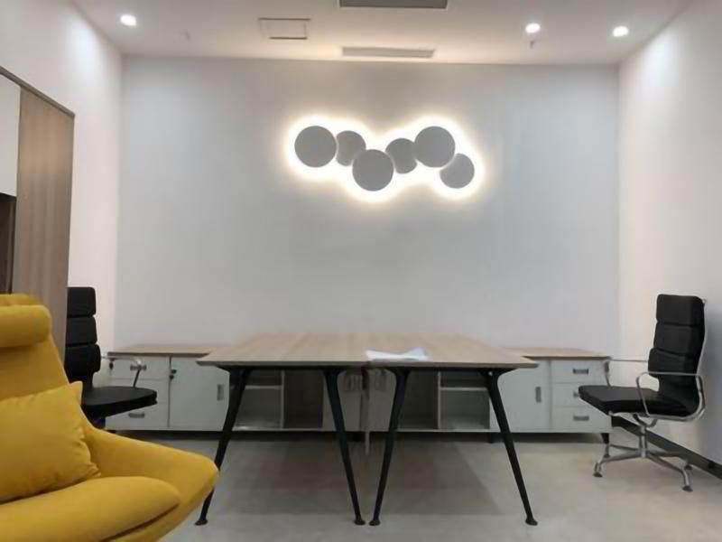 WOW Geometric Disc Wall Lamp
