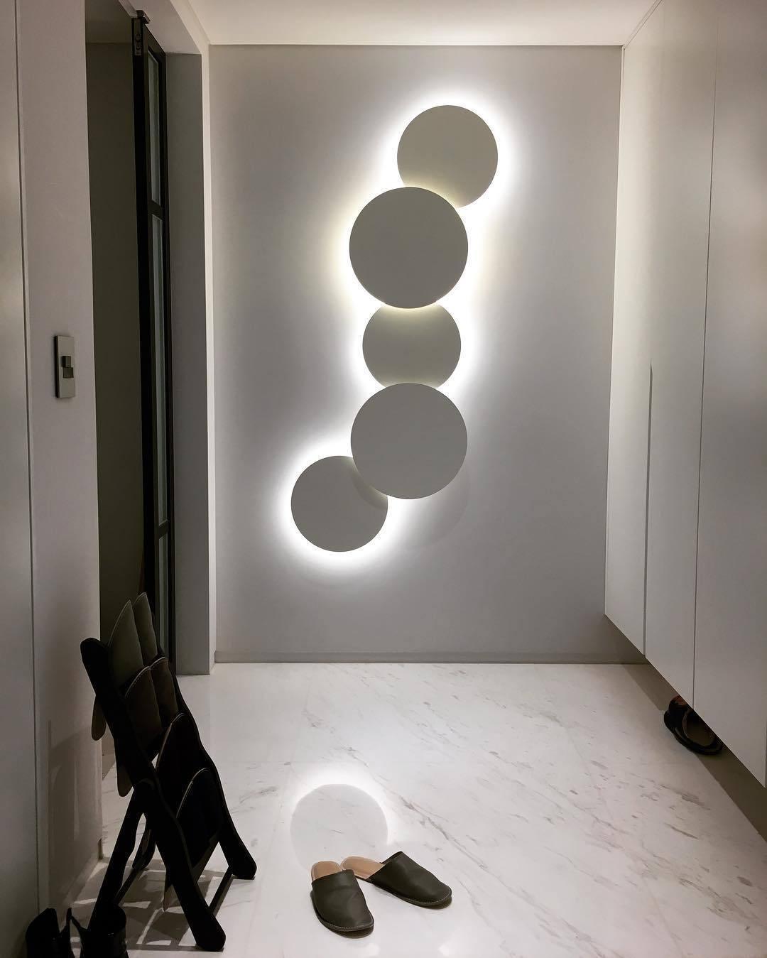WOW Geometric Disc Wall Lamp