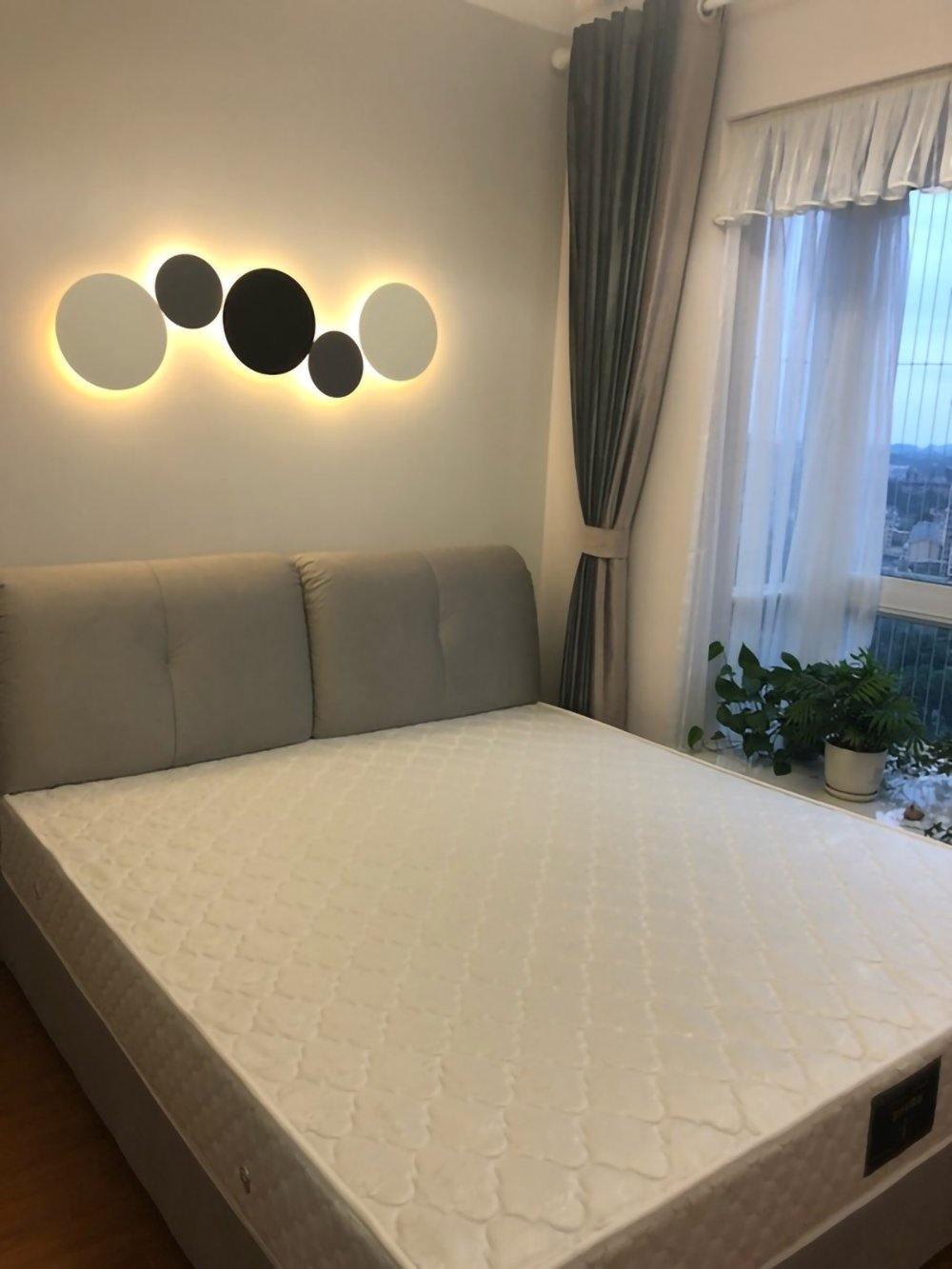 WOW Geometric Disc Wall Lamp