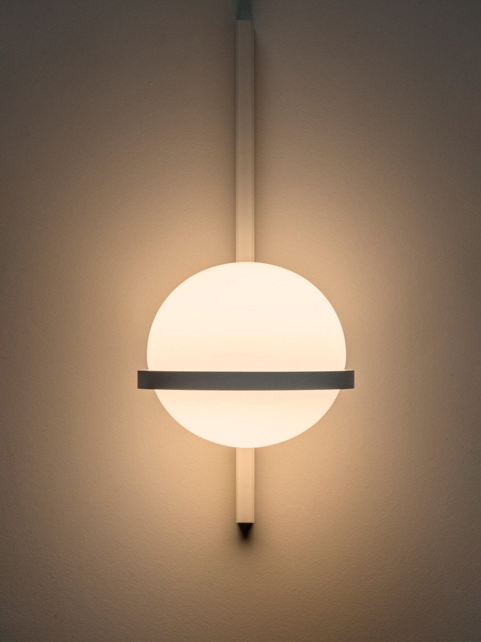 WOW Solstice Outdoor Wall Light