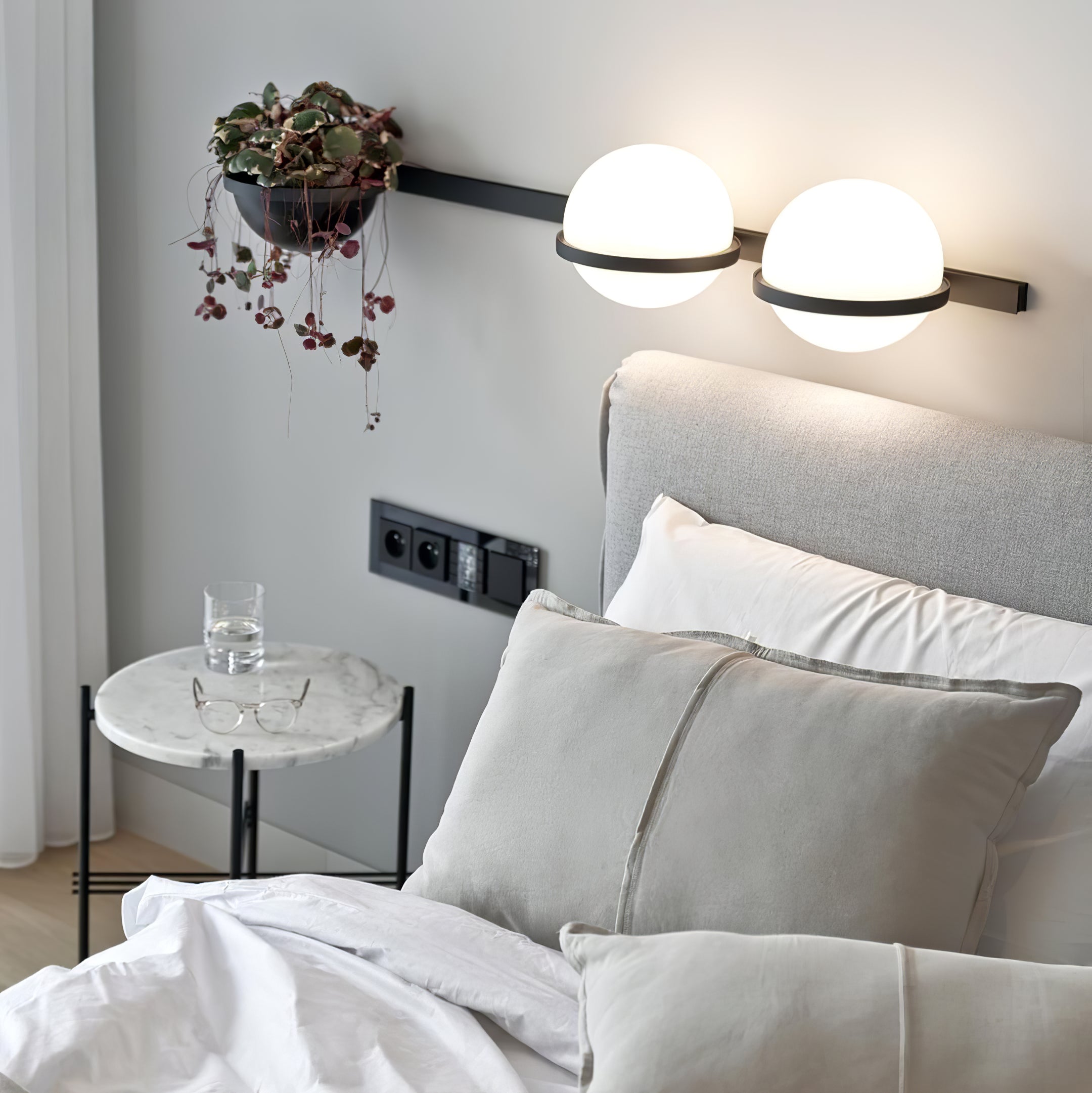 WOW Solstice Outdoor Wall Light