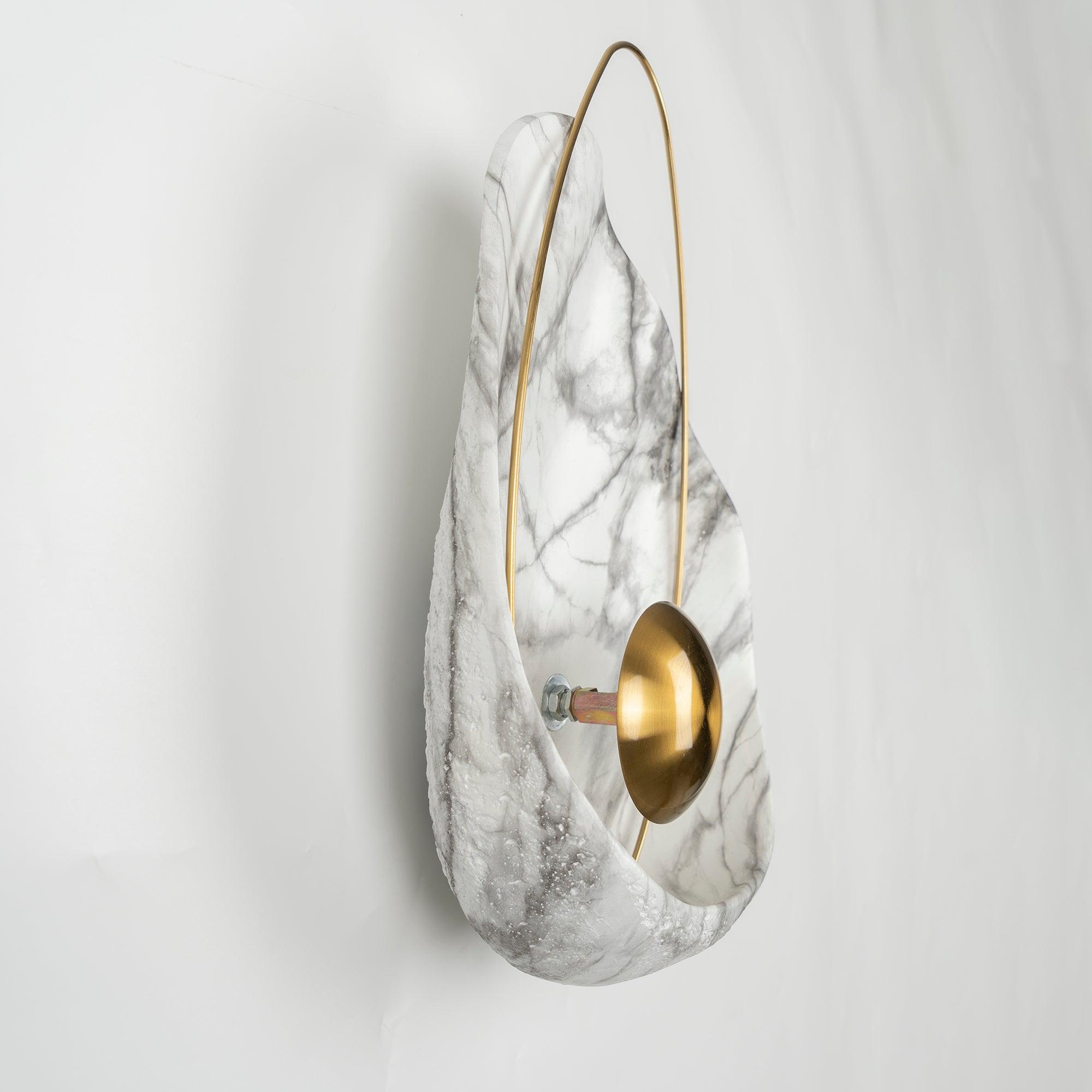 WOW Pearl Wall Lamp