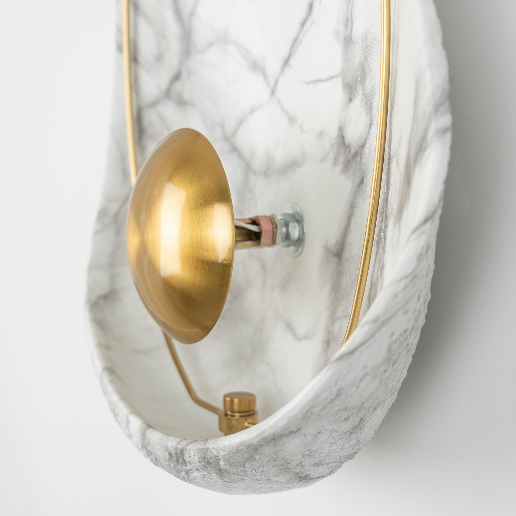 WOW Pearl Wall Lamp